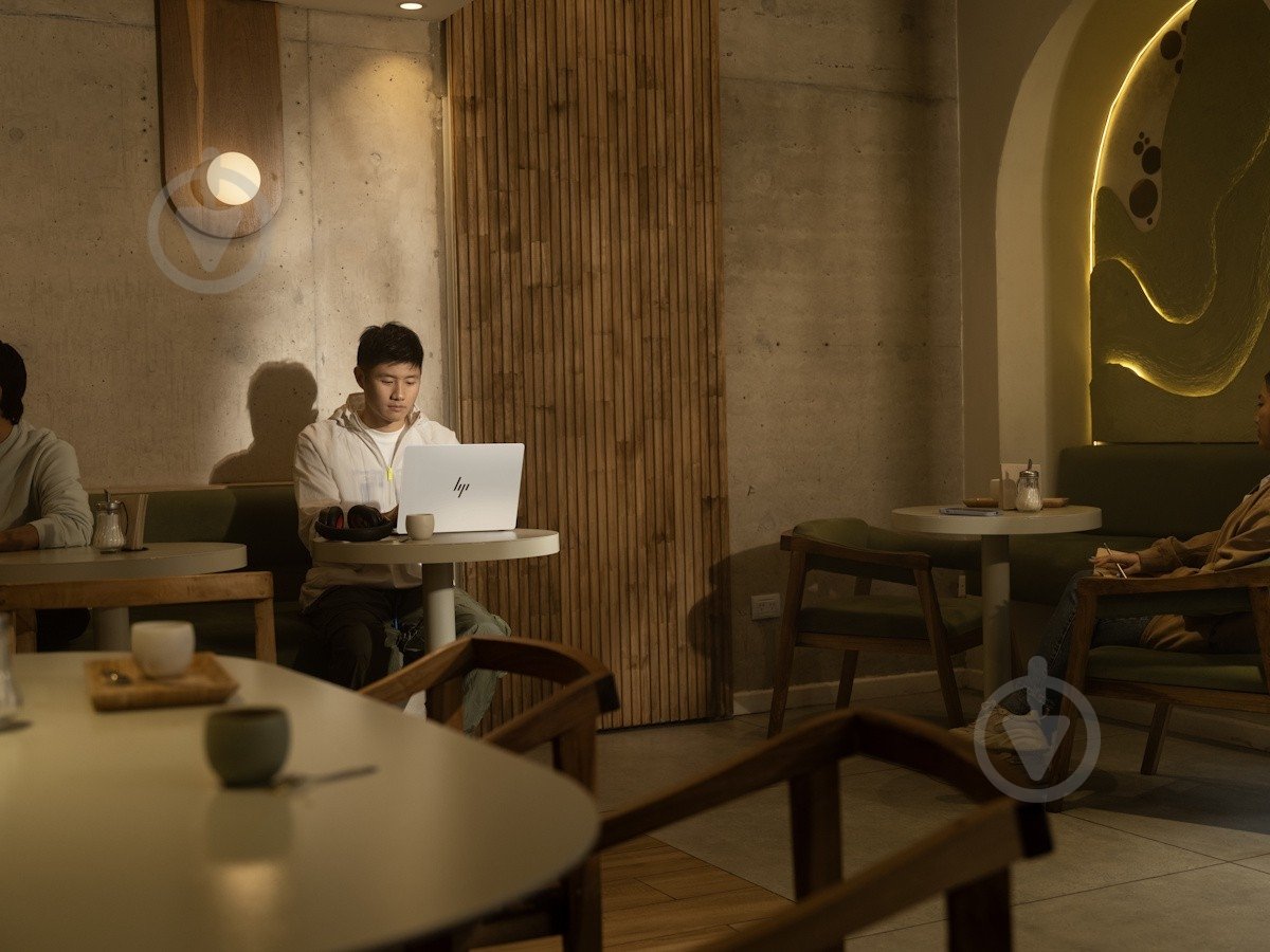 Ноутбук HP OmniBook 7 14-fs0003ua 14" (C3UT7EA) glacier silver - фото 16 Ноутбук HP OmniBook 7 14-fs0003ua 14" (C3UT7EA) glacier silver - фото 16