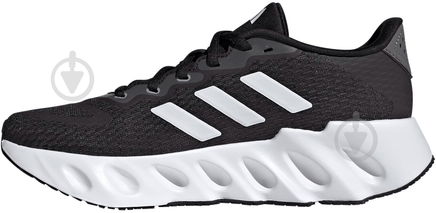 Кроссовки женские Adidas Switch Run IF5733 р.40 - фото 2