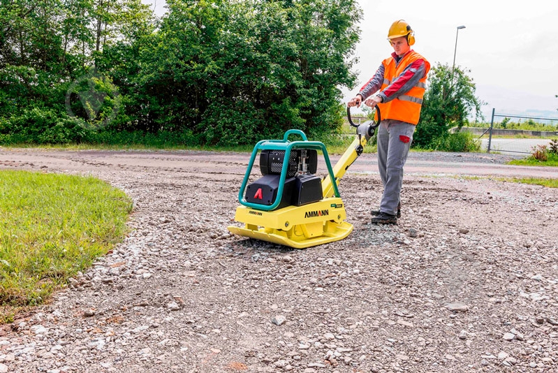 Виброплита Ammann APR 3520 Petrol - фото 2 Виброплита Ammann APR 3520 Petrol - фото 2