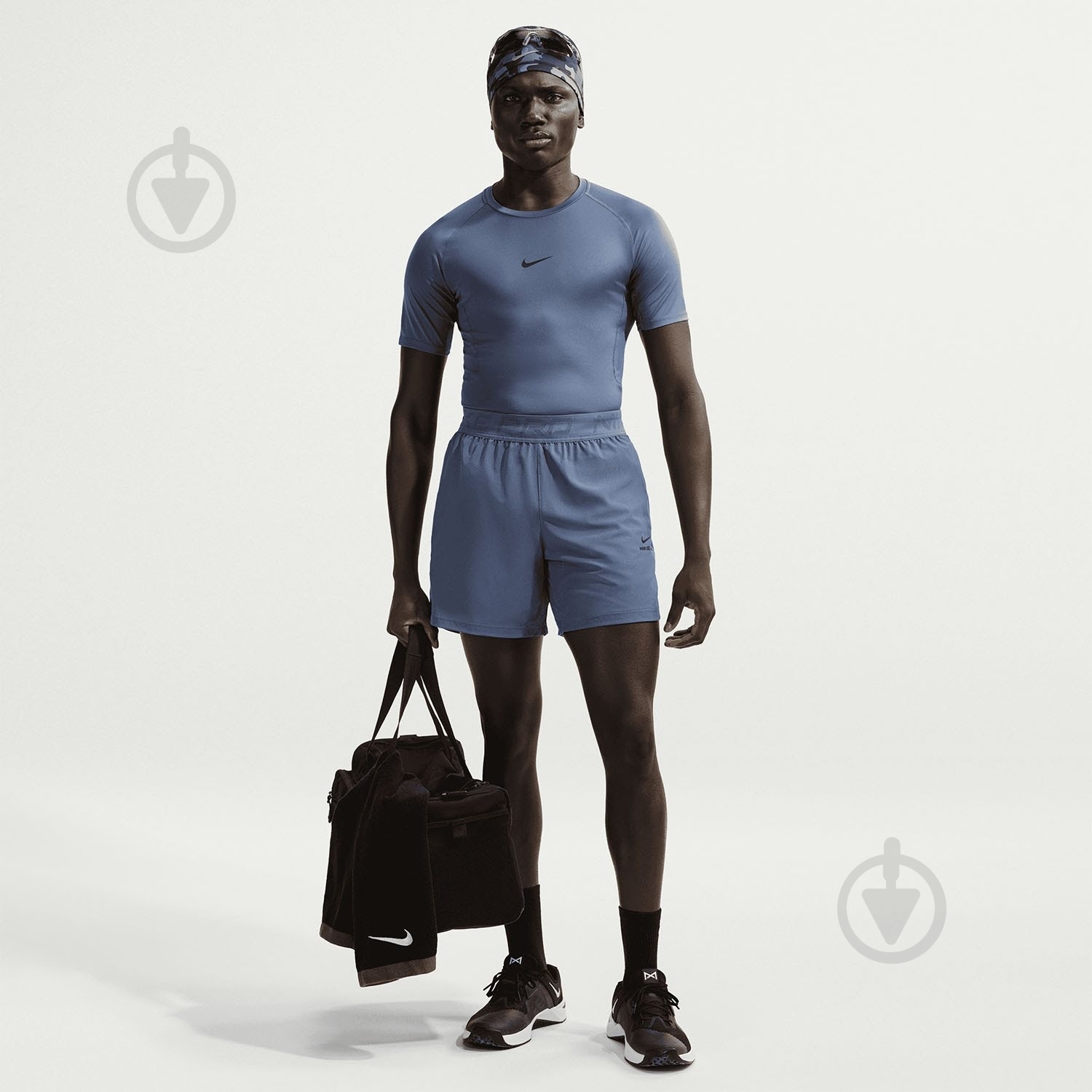 Футболка Nike Pro FB7932-491 р.S голубой - фото 6