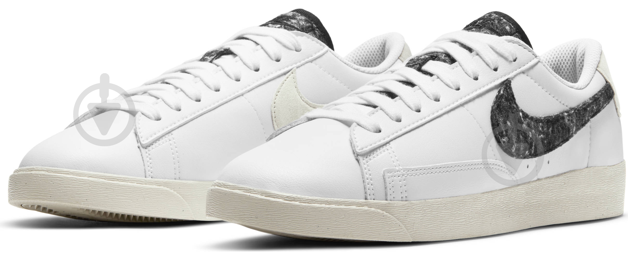 Кроссовки женские демисезонные Nike Blazer Low SE DA4934-100 р.36,5 белые - фото 1