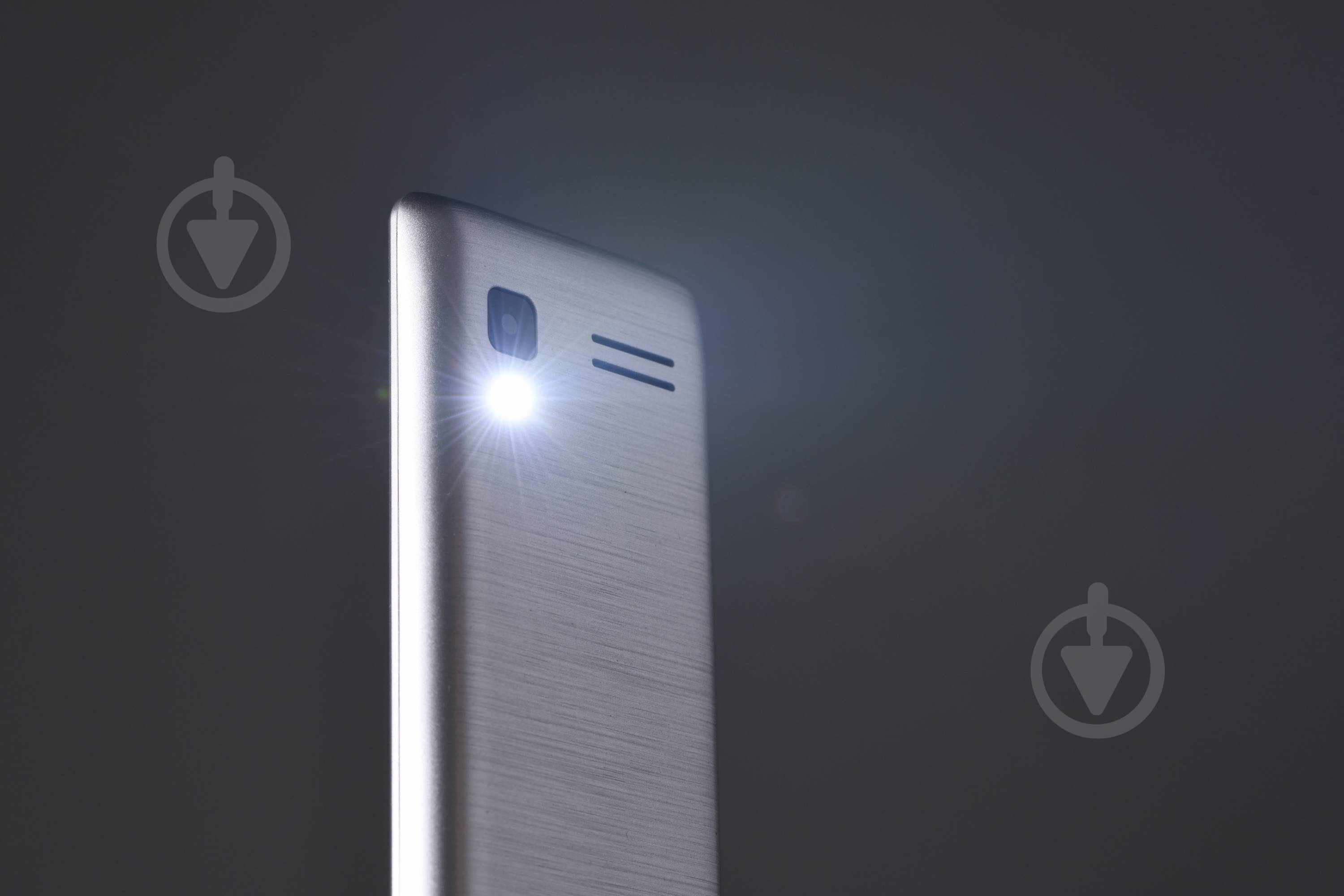 Мобильный телефон 2E E280 2022 Dual SIM silver 688130245227 - фото 10
