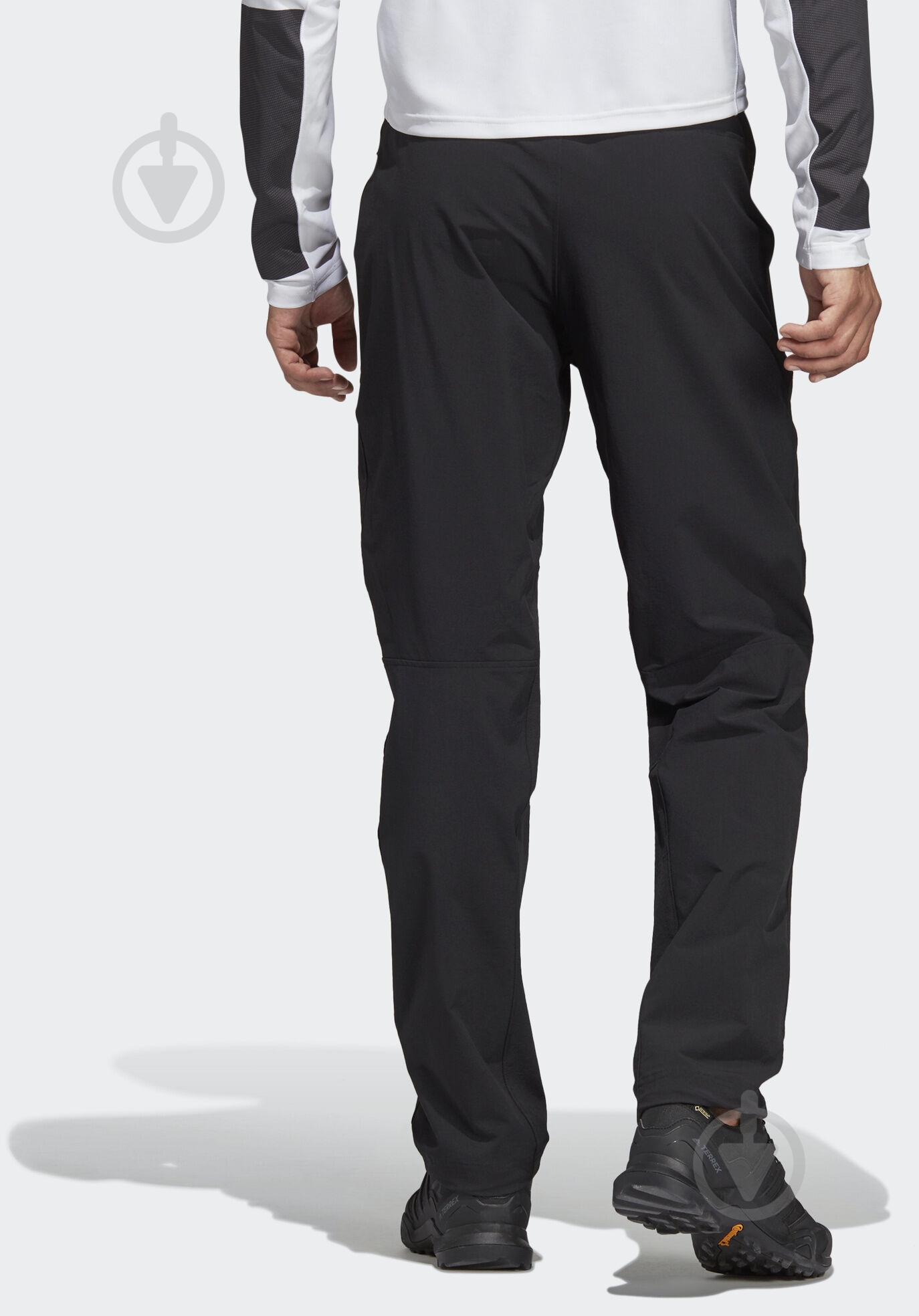 Брюки Adidas Multi Pants CF4698 р. 46 черный - фото 5