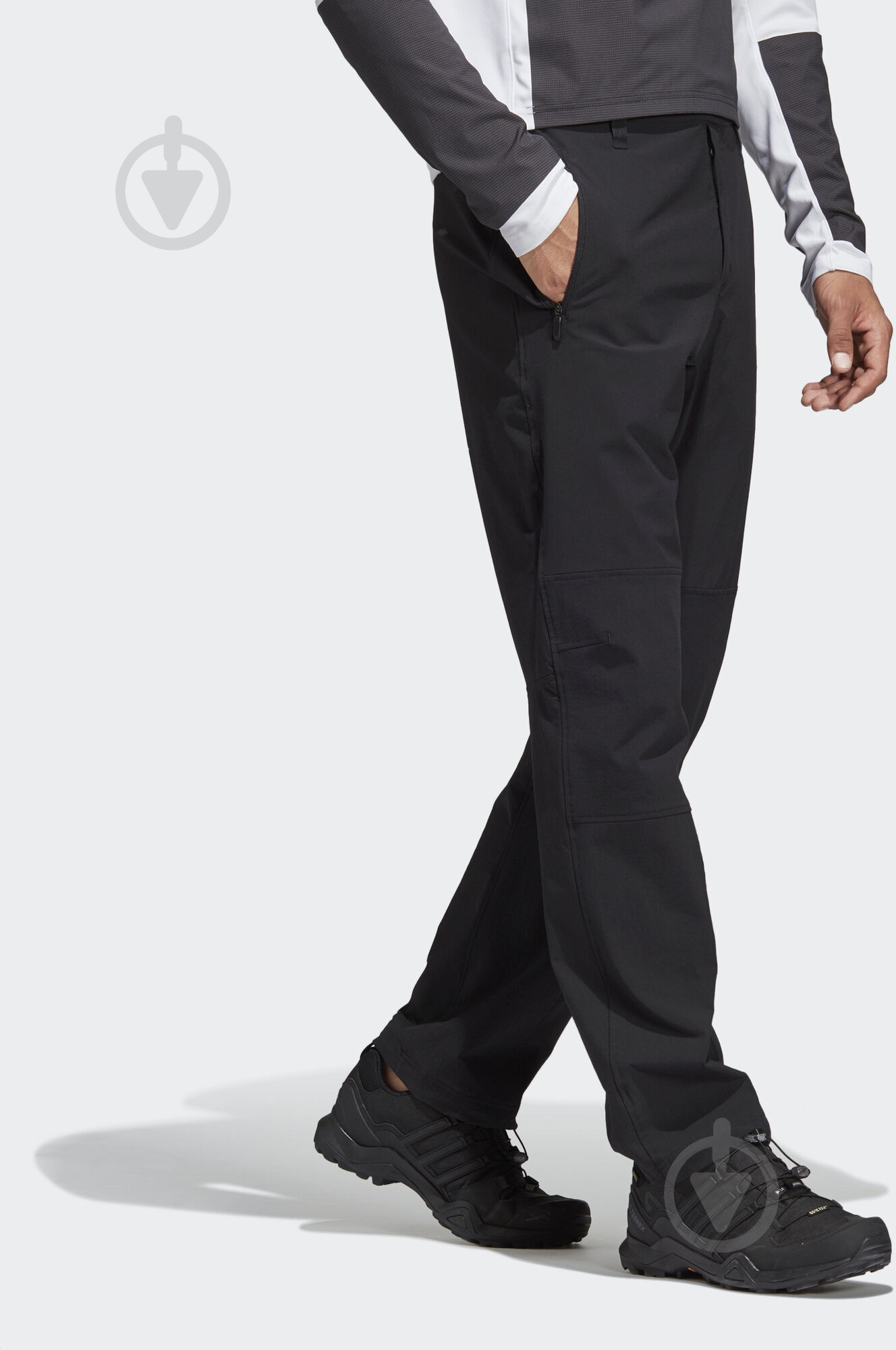Брюки Adidas Multi Pants CF4698 р. 46 черный - фото 6