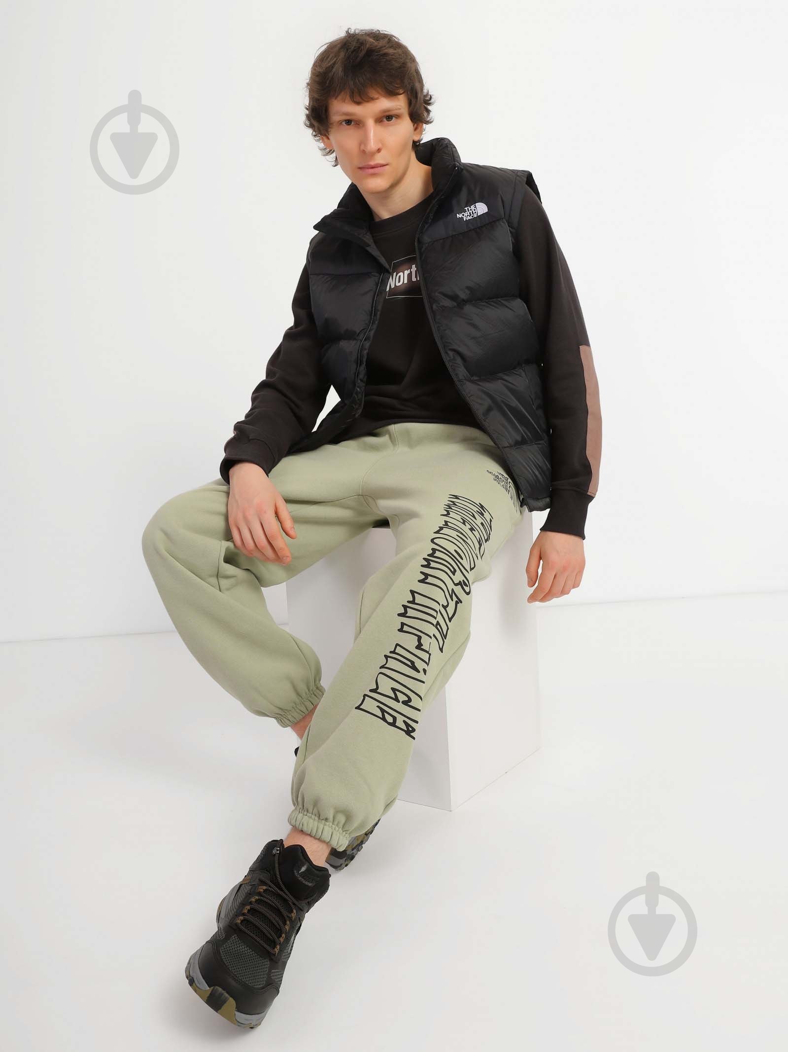 Жилет THE NORTH FACE M DIABLO DOWN VEST NF0A4M9KKX71* р.2XL чорний - фото 3 Жилет THE NORTH FACE M DIABLO DOWN VEST NF0A4M9KKX71* р.2XL чорний - фото 3