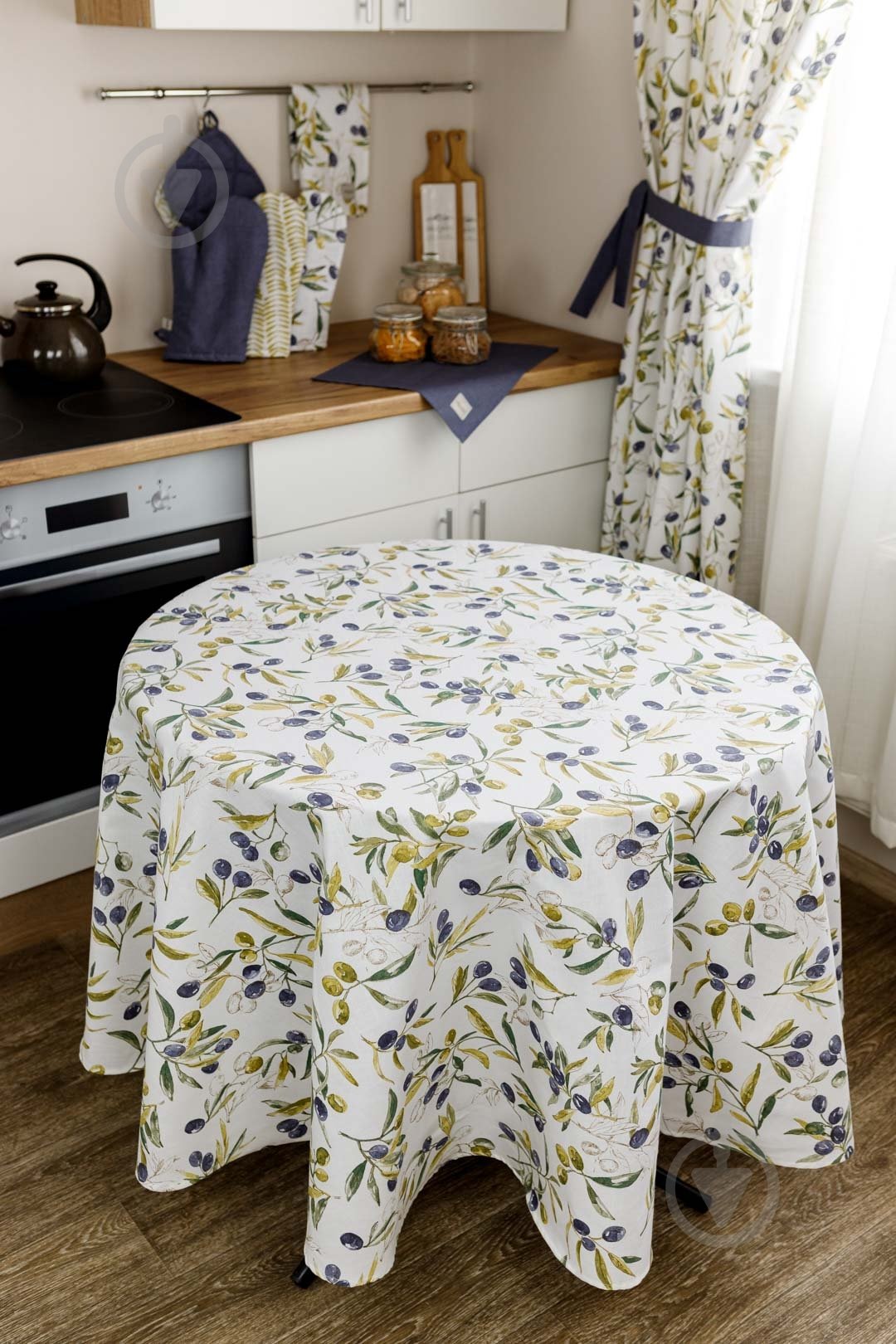 Скатерть Oliva d200 La Nuit - фото 2 Скатерть Oliva d200 La Nuit - фото 2