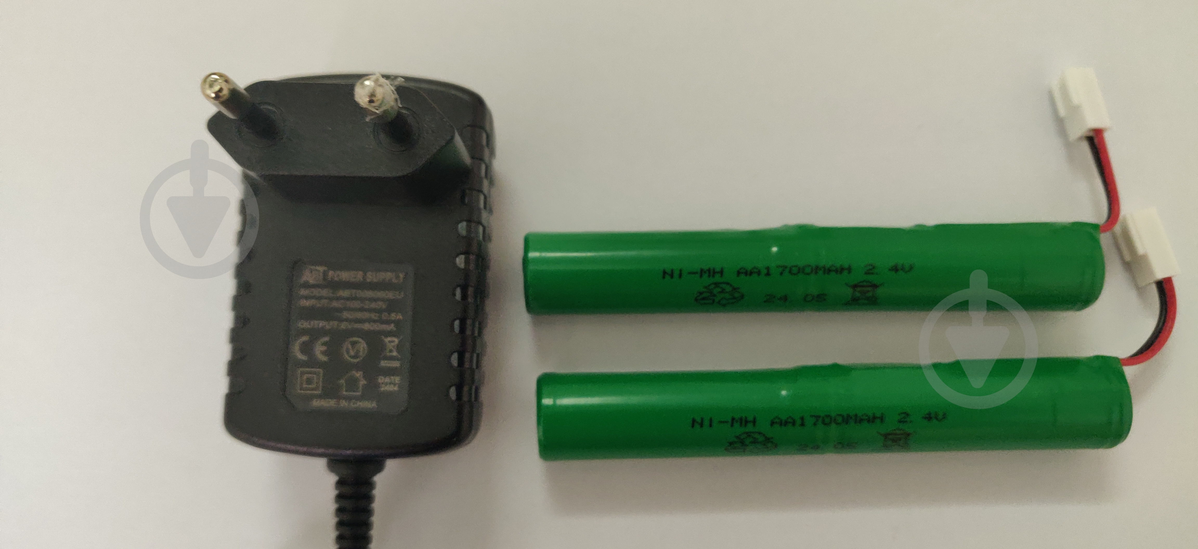 Акумуляторна батарея і зарядний пристрій Crown 12,0V до лінійного лазеру (2/2) CT44068 CC - фото 2 Акумуляторна батарея і зарядний пристрій Crown 12,0V до лінійного лазеру (2/2) CT44068 CC - фото 2