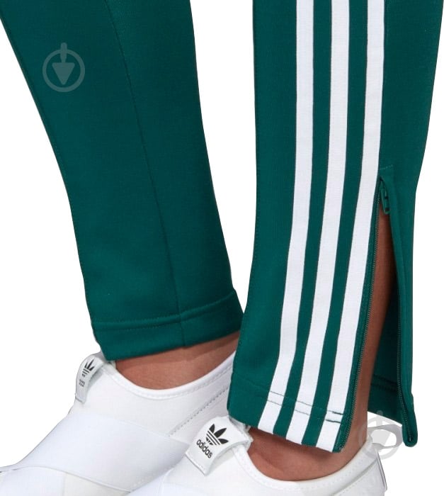 Штани Adidas SST TP DV2637 р. 34 зелений - фото 5