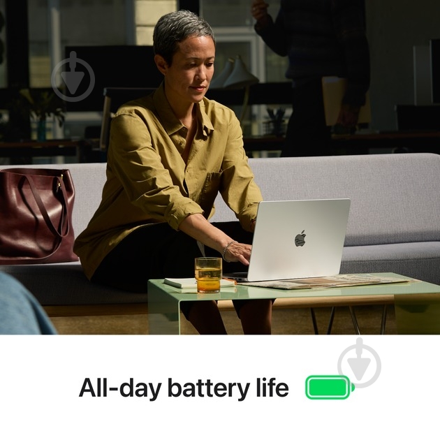 Ноутбук Apple MacBook Pro M4 Max 36/1TB 2024 16" (MX2V3UA/A) silver - фото 4 Ноутбук Apple MacBook Pro M4 Max 36/1TB 2024 16" (MX2V3UA/A) silver - фото 4