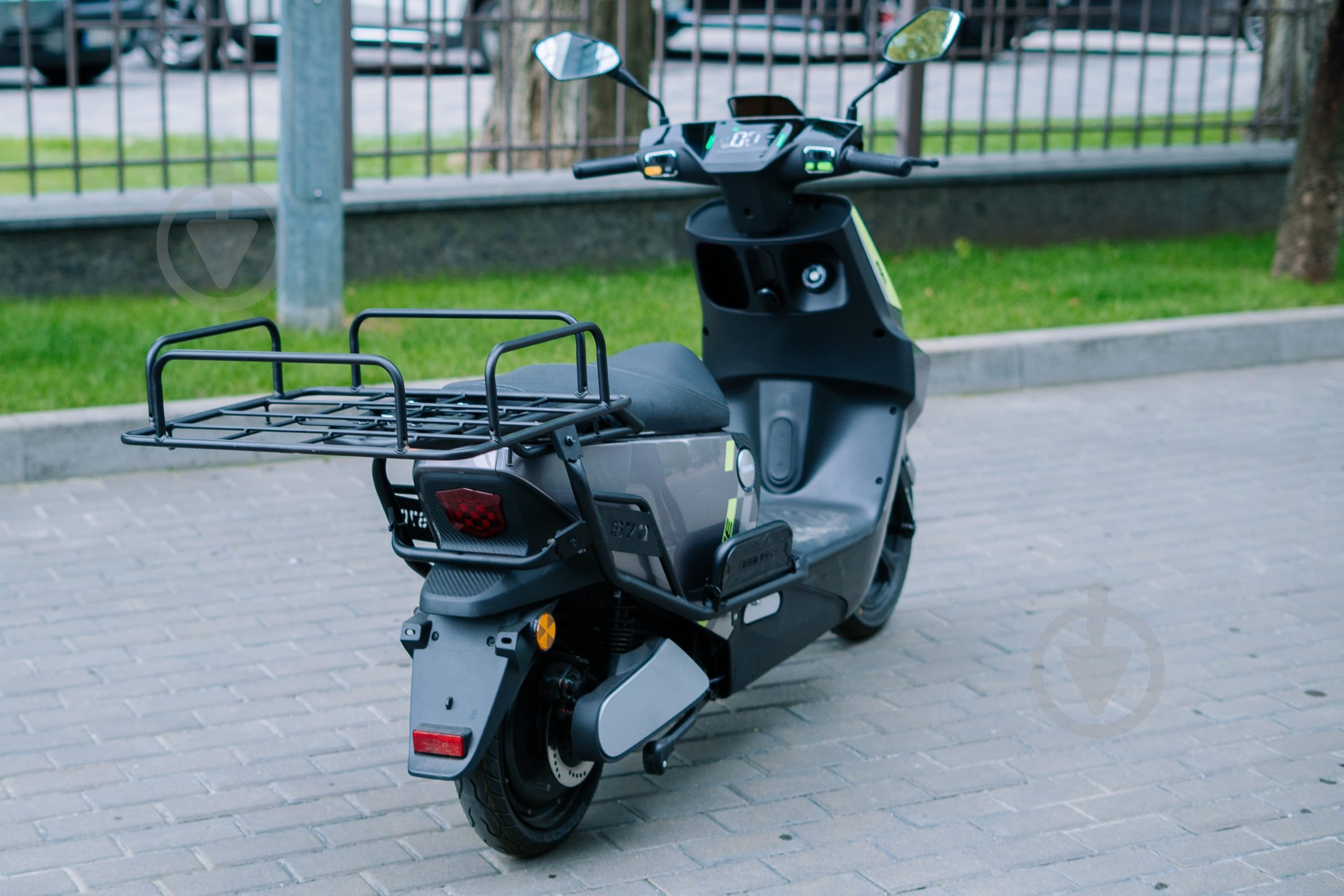 Электроскутер 2E S70 (2EESS70PLUS) серый - фото 22 Электроскутер 2E S70 (2EESS70PLUS) серый - фото 22