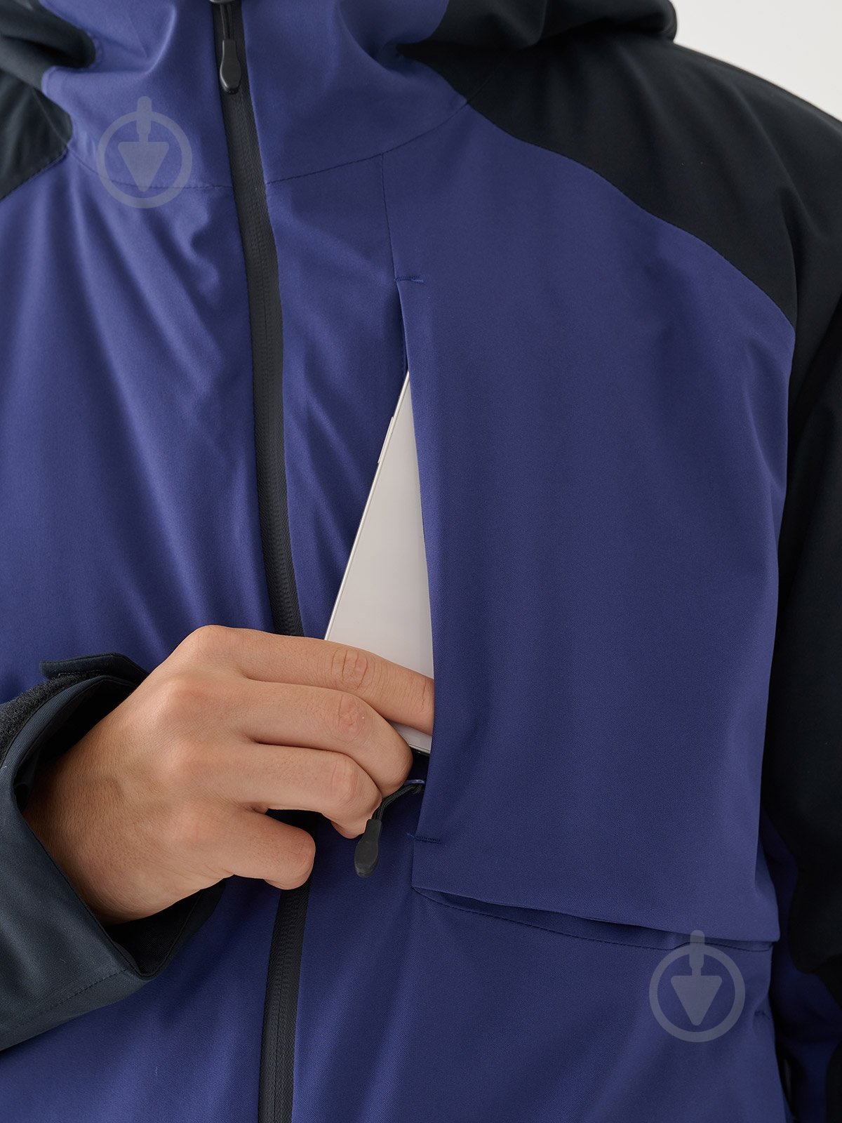 Куртка мужская зимняя 4F TECHNICAL JACKET M577 4FWAW24TTJAM577-31S р.L синяя - фото 11 Куртка мужская зимняя 4F TECHNICAL JACKET M577 4FWAW24TTJAM577-31S р.L синяя - фото 11