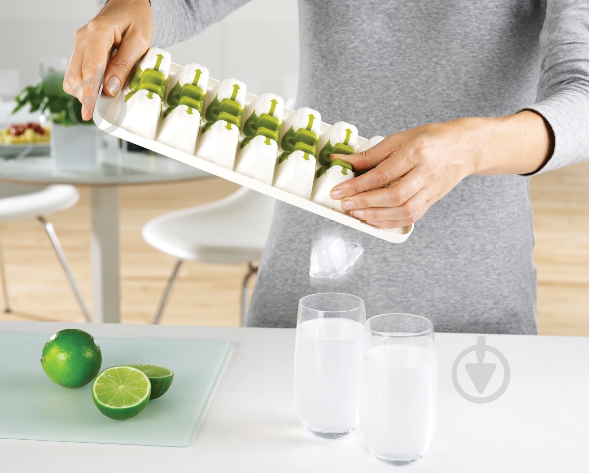 Набор форм для льда Joseph Joseph Quicksnap 2 шт. 1000431 - фото 6 Набор форм для льда Joseph Joseph Quicksnap 2 шт. 1000431 - фото 6