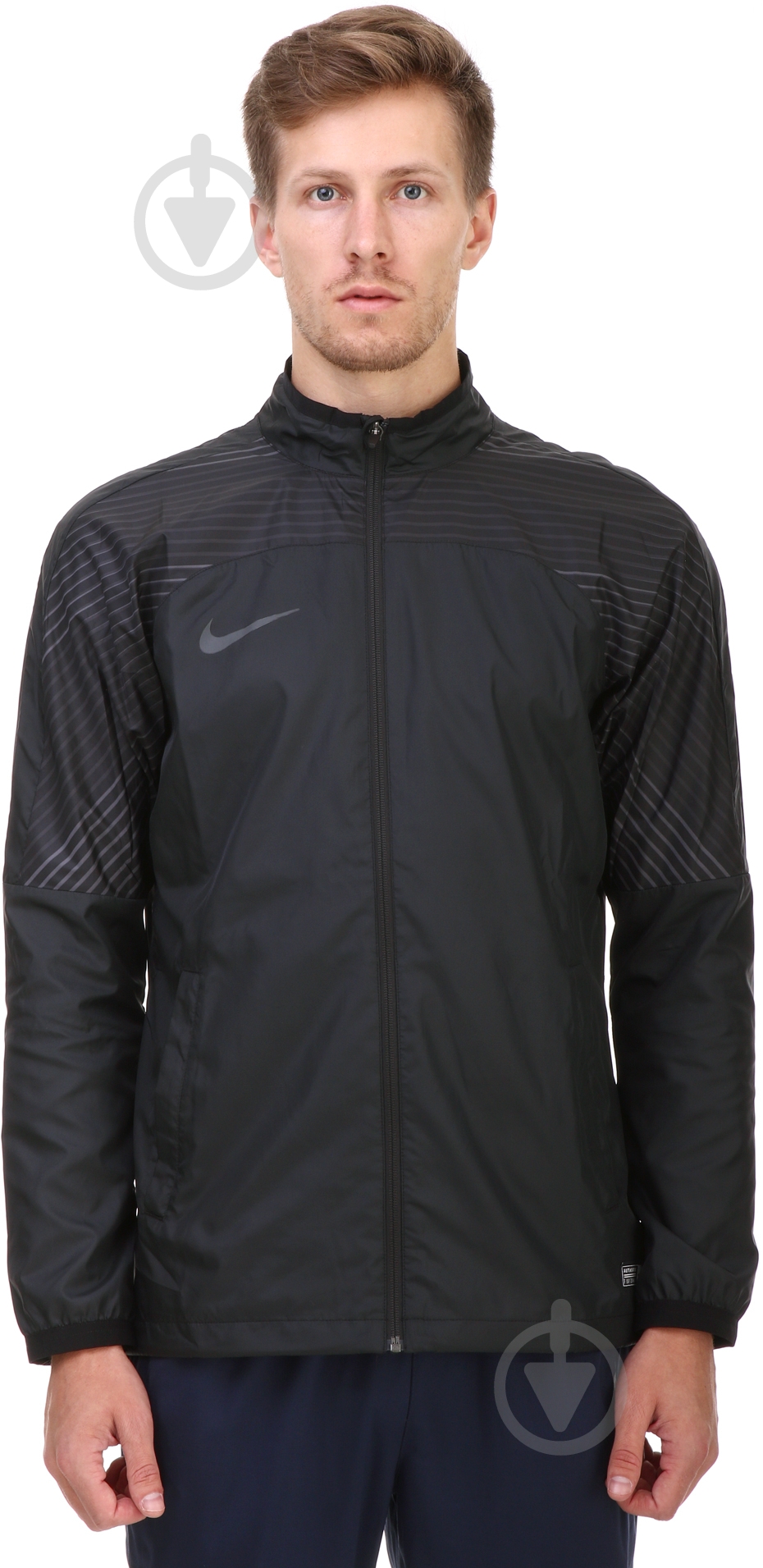 Ветровка Nike 725911-010 р.XL черный - фото 1