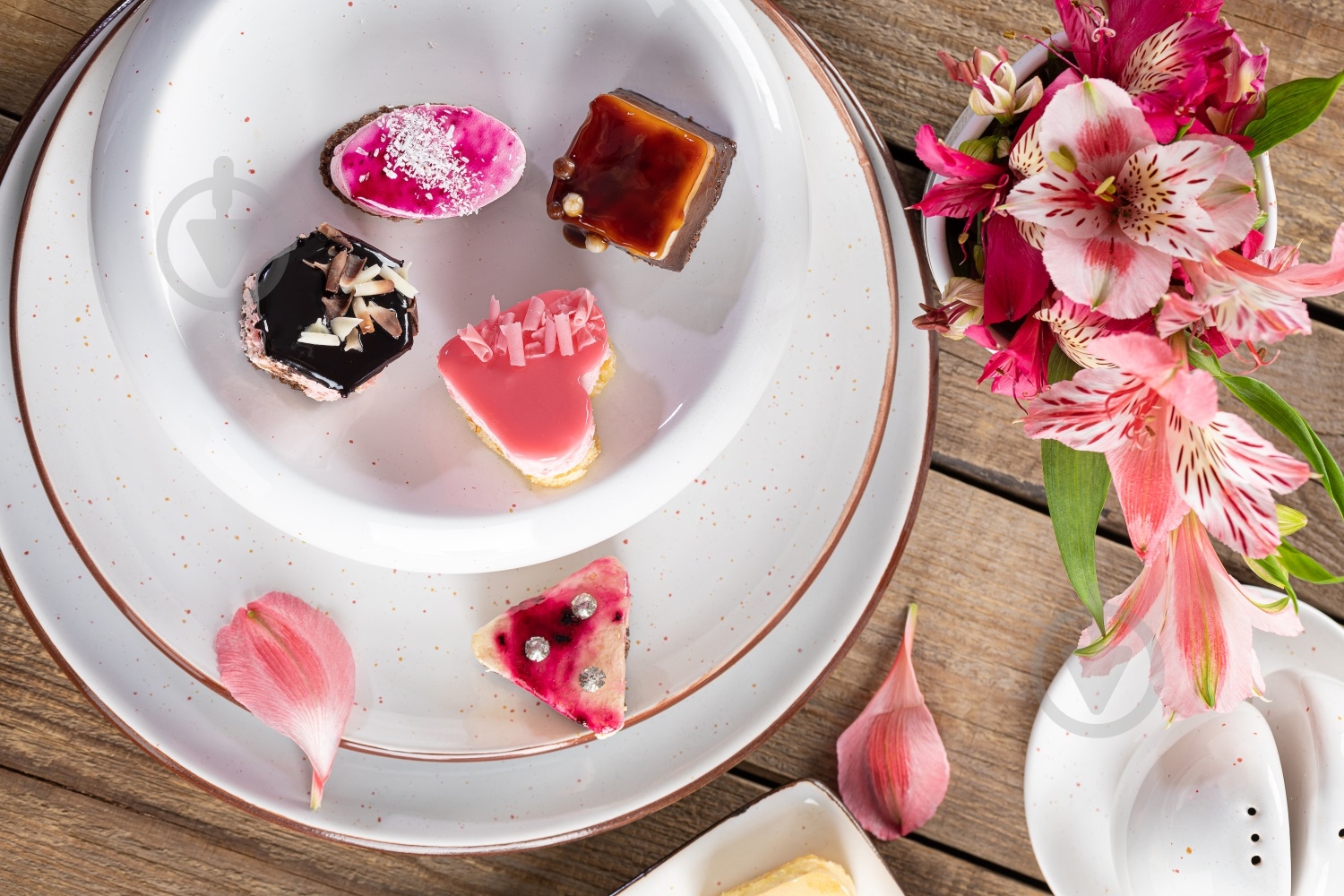 Тарілка Manna Ceramics 23 см Мілк - фото 3