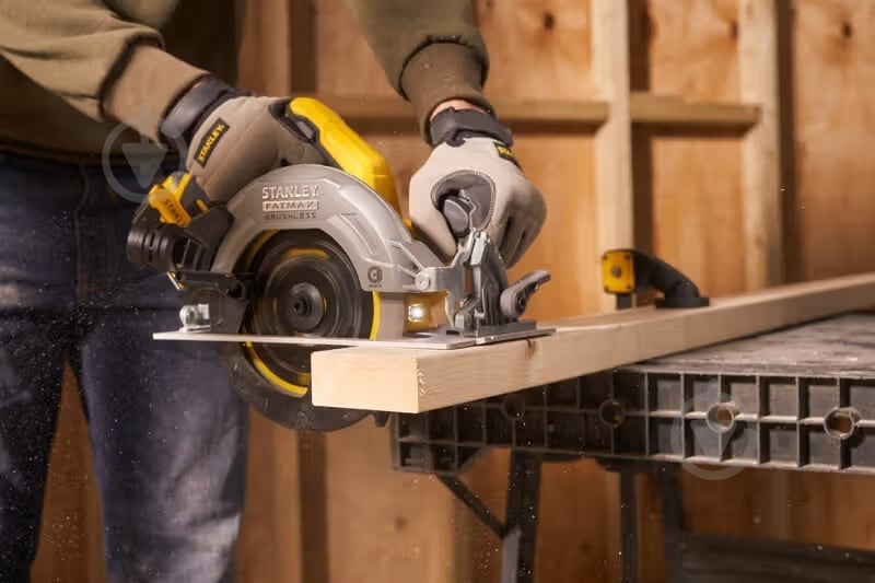 Пила циркулярная Stanley FatMax SFMCS550B - фото 12