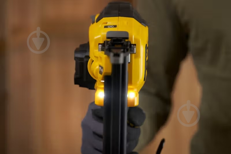 Степлер аккумуляторный Stanley FatMax SFMCN618B SFMCN618B - фото 14 Степлер аккумуляторный Stanley FatMax SFMCN618B SFMCN618B - фото 14