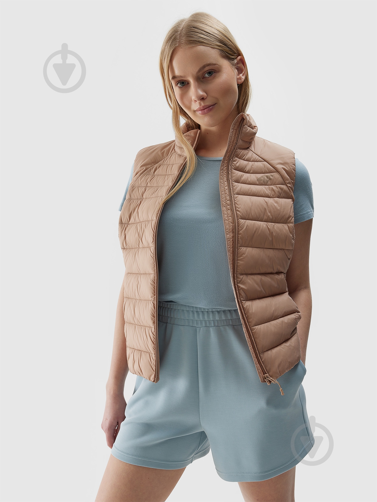 Жилет 4F VEST JACKET F111 4FWSS24TVJAF111-83S р.S бежевый - фото 1