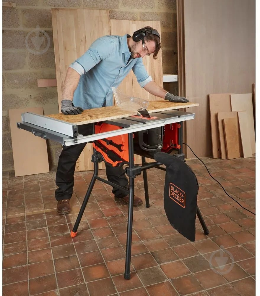 Пила торцювальна Black+Decker BES720 - фото 2