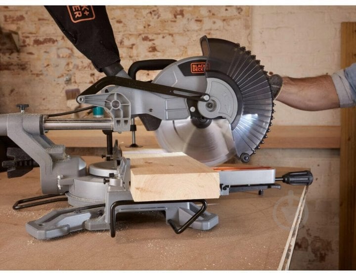 Пила торцовочная Black+Decker BES710 - фото 3