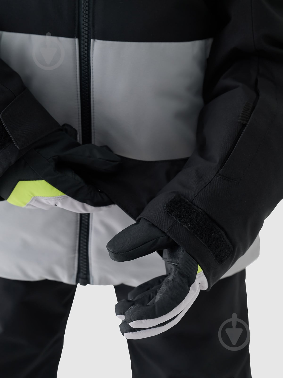 Куртка 4F TECHNICAL JACKET M533 4FJWAW24TTJAM533-25S р.140 серый - фото 6 Куртка 4F TECHNICAL JACKET M533 4FJWAW24TTJAM533-25S р.140 серый - фото 6