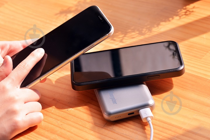 Повербанк Energizer Qi WIRELESS 10000 mAh grey (QE10007PQ) - фото 8 Повербанк Energizer Qi WIRELESS 10000 mAh grey (QE10007PQ) - фото 8