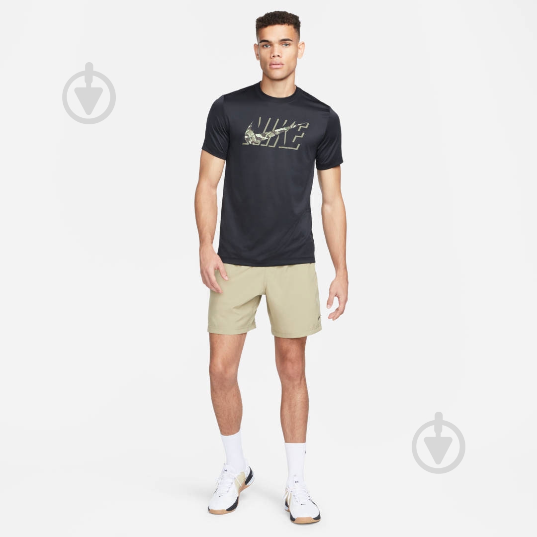 Футболка Nike DZ2741-010 р.XL чорний - фото 4