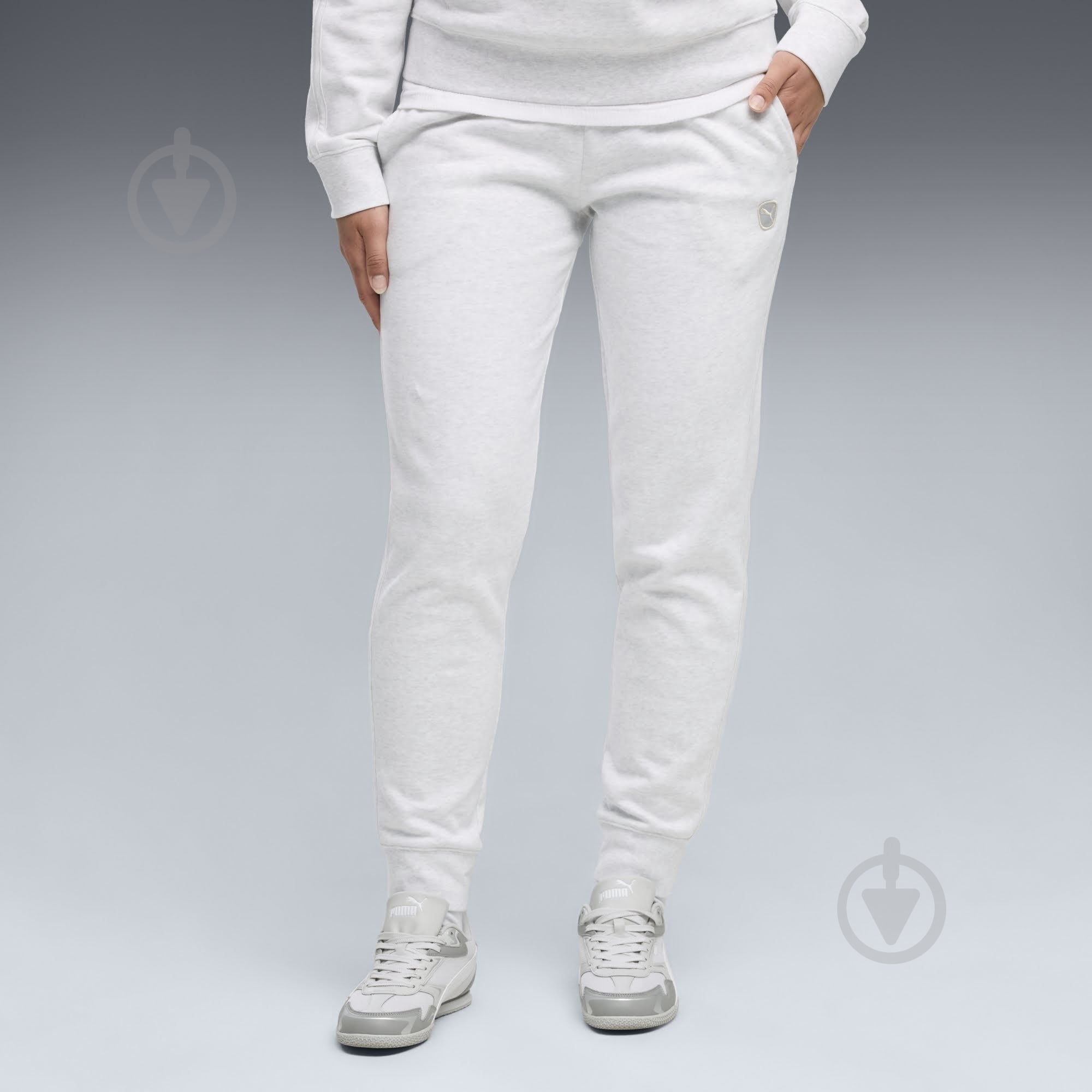 Брюки Puma ESS ELEVATED SWEATPANTS FL CL 69407505 р. M серый - фото 1