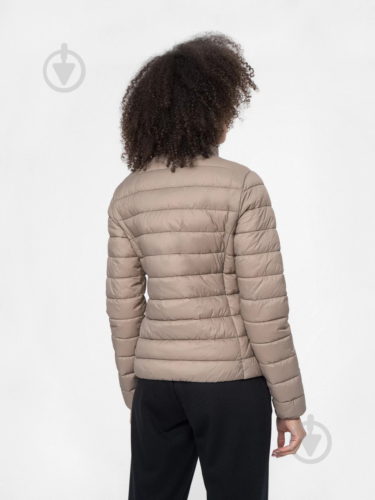 Куртка женская 4F DOWN JACKET F143 4FAW22TDJAF143-83S р.M бежевая - фото 3