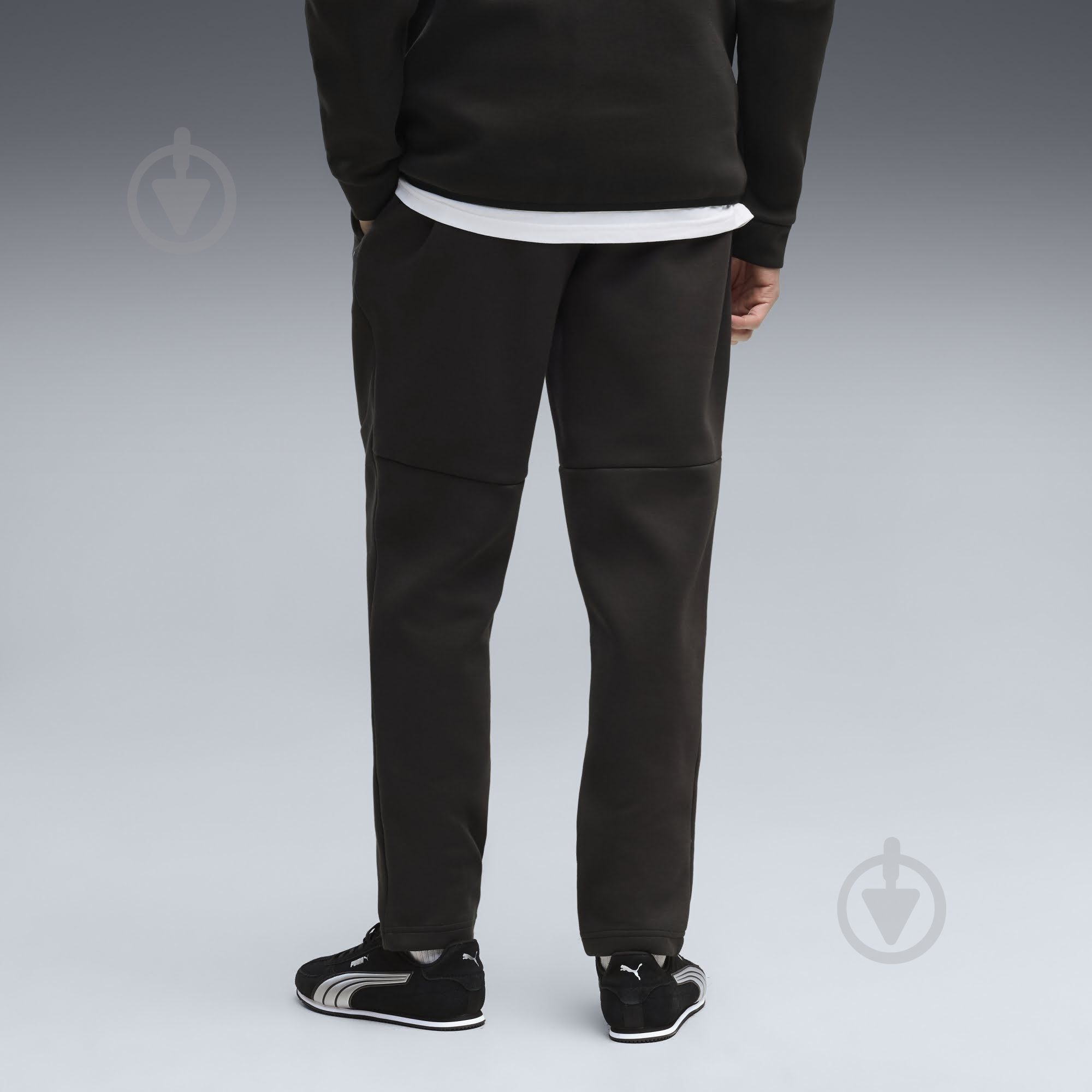 Брюки Puma PUMATECH Pants DK 69394901 р. L черный - фото 2