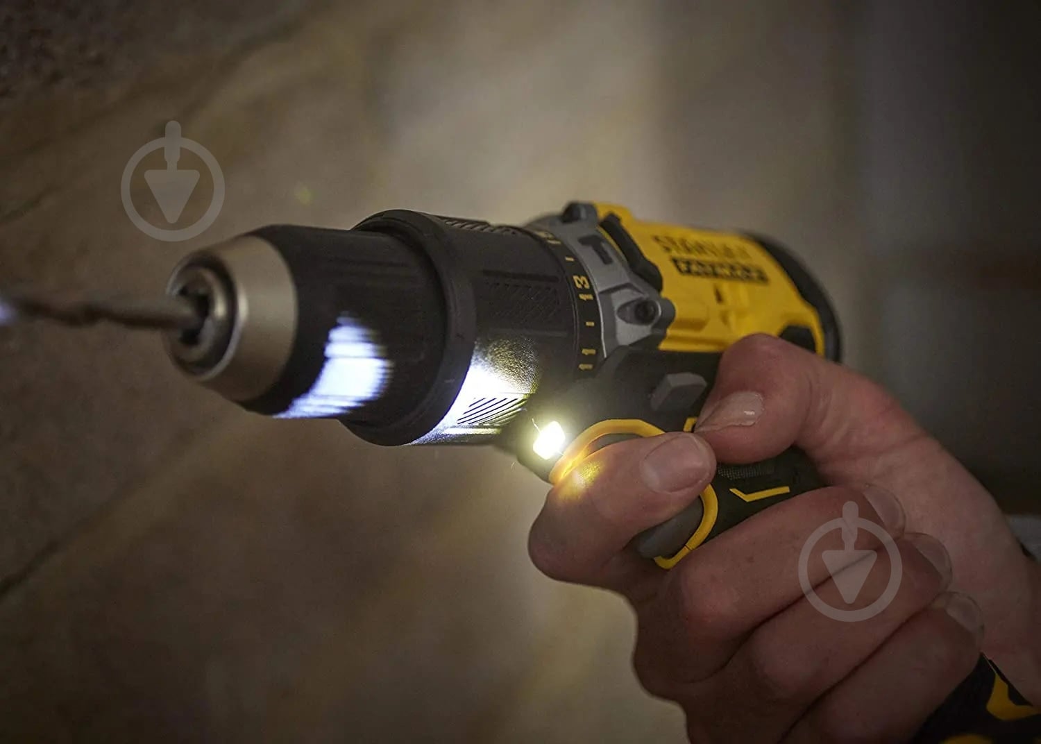 Шуруповерт ударный аккумуляторный Stanley FatMax SFMCD715D2K - фото 9