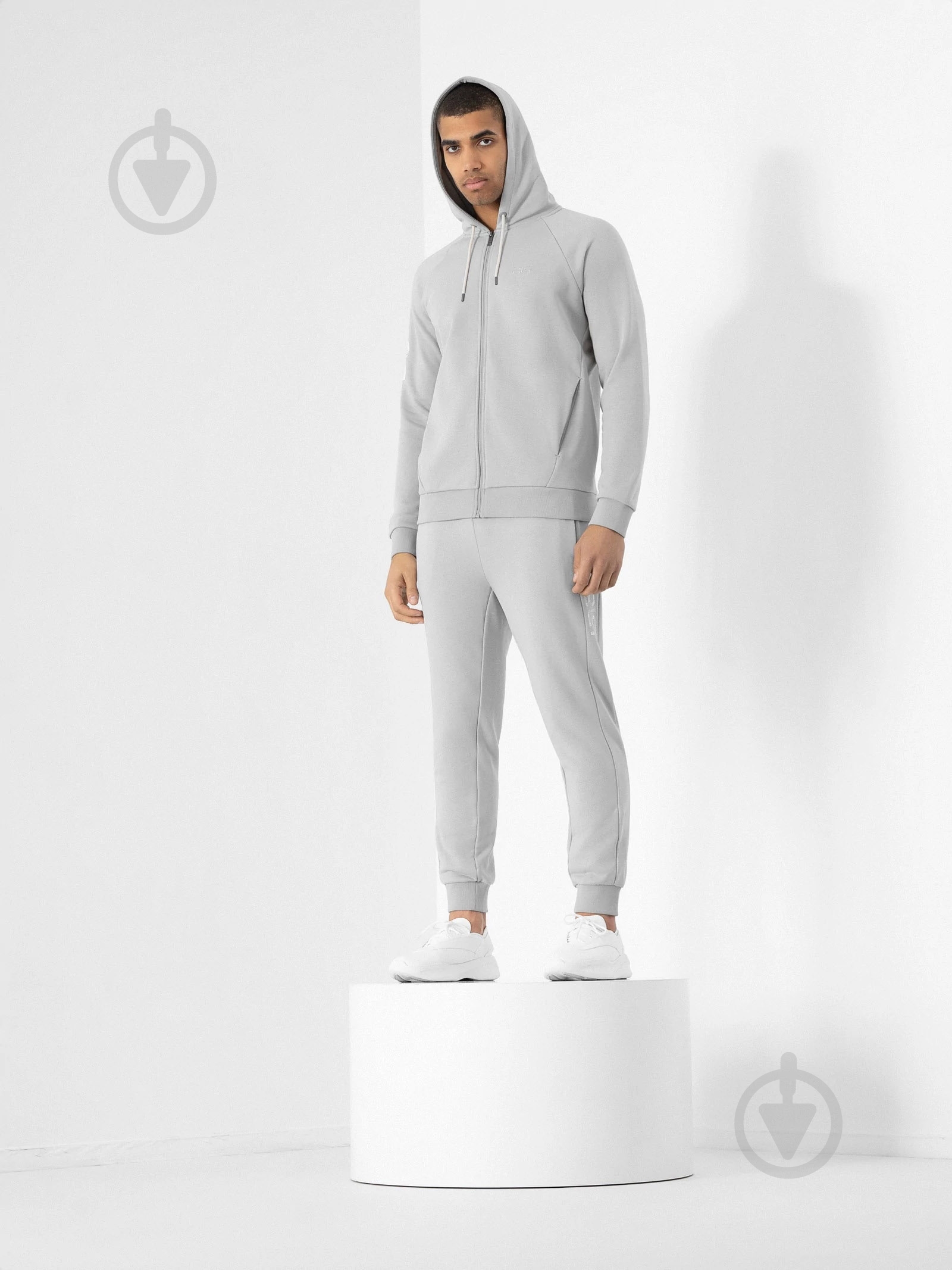 Штани 4F RL9_TROUSERS CAS RL9SS22TTROM119-25S р. XL сірий - фото 3 Штани 4F RL9_TROUSERS CAS RL9SS22TTROM119-25S р. XL сірий - фото 3
