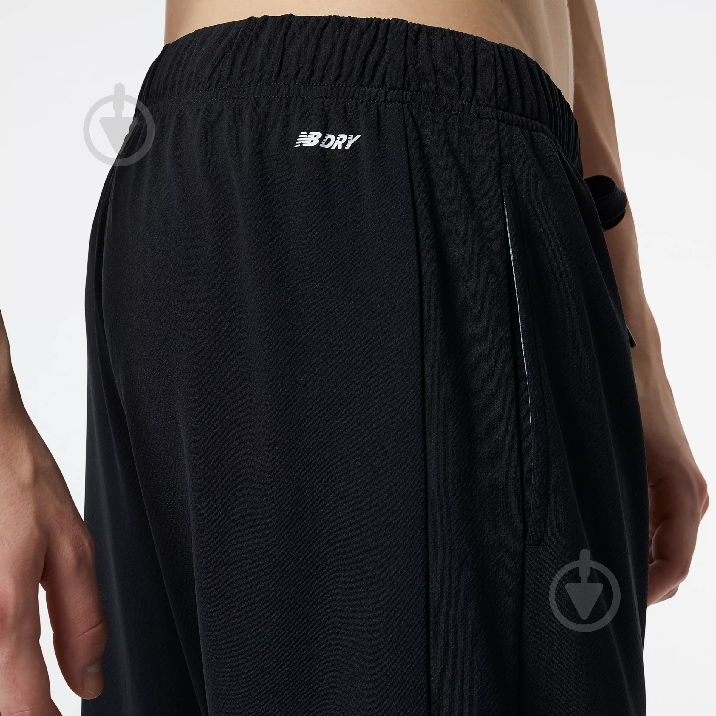 Брюки New Balance MP21033BK р. S черный - фото 4