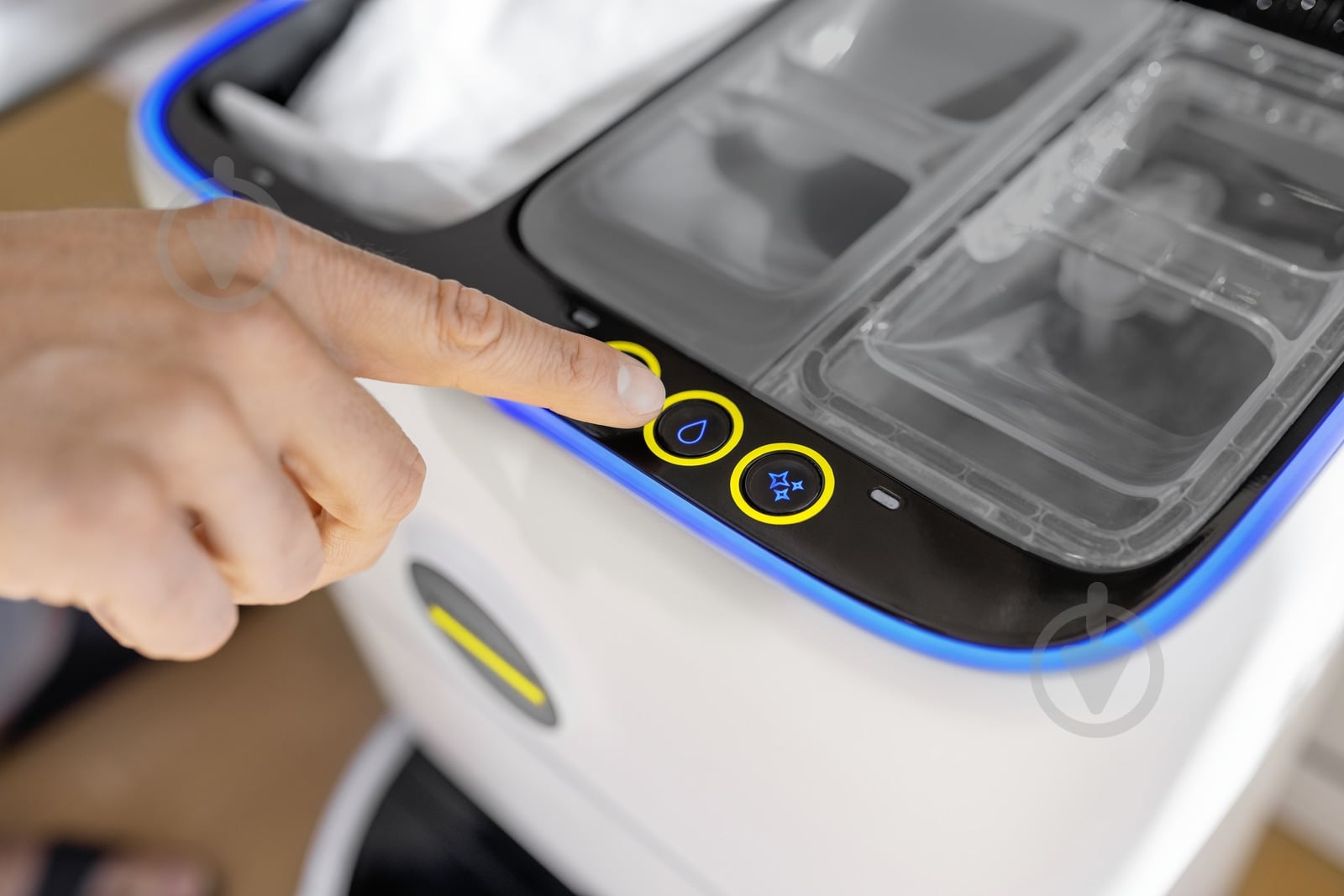 Робот-пылесос моющий Karcher RVF 7 Comfort white - фото 6