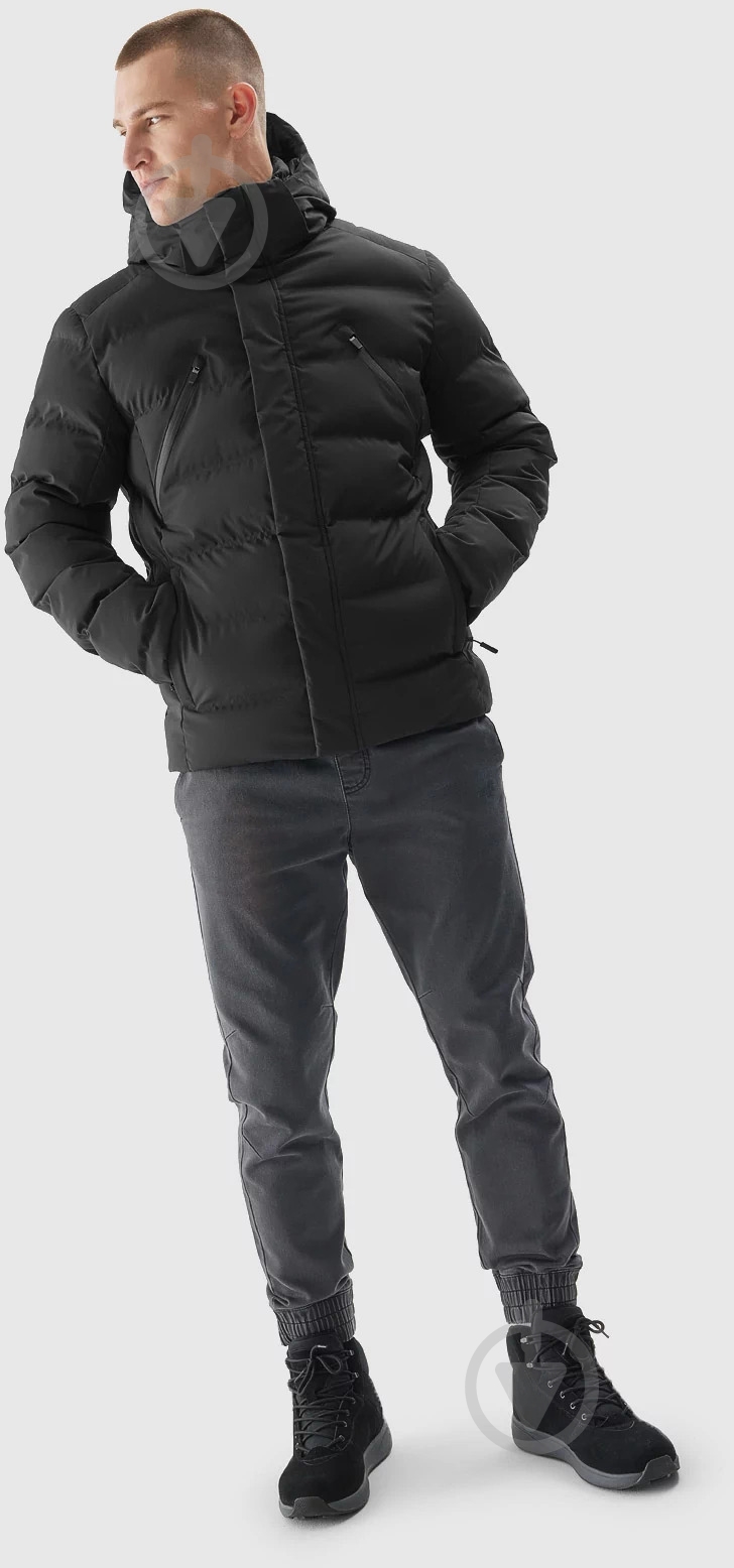 Пуховик мужской зимний 4F DOWN JACKET M438 4FRAW23TDJAM438-20S р.L черный - фото 3 Пуховик мужской зимний 4F DOWN JACKET M438 4FRAW23TDJAM438-20S р.L черный - фото 3