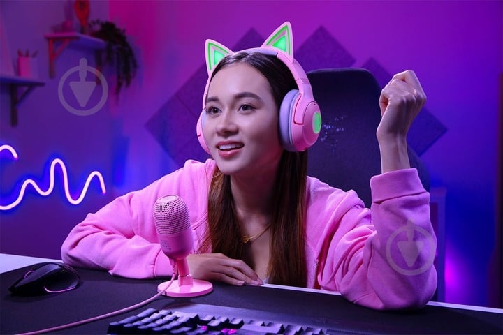 Мікрофон Razer Seiren V3 mini Quartz (RZ19-05050200-R3M1) - фото 7 Мікрофон Razer Seiren V3 mini Quartz (RZ19-05050200-R3M1) - фото 7