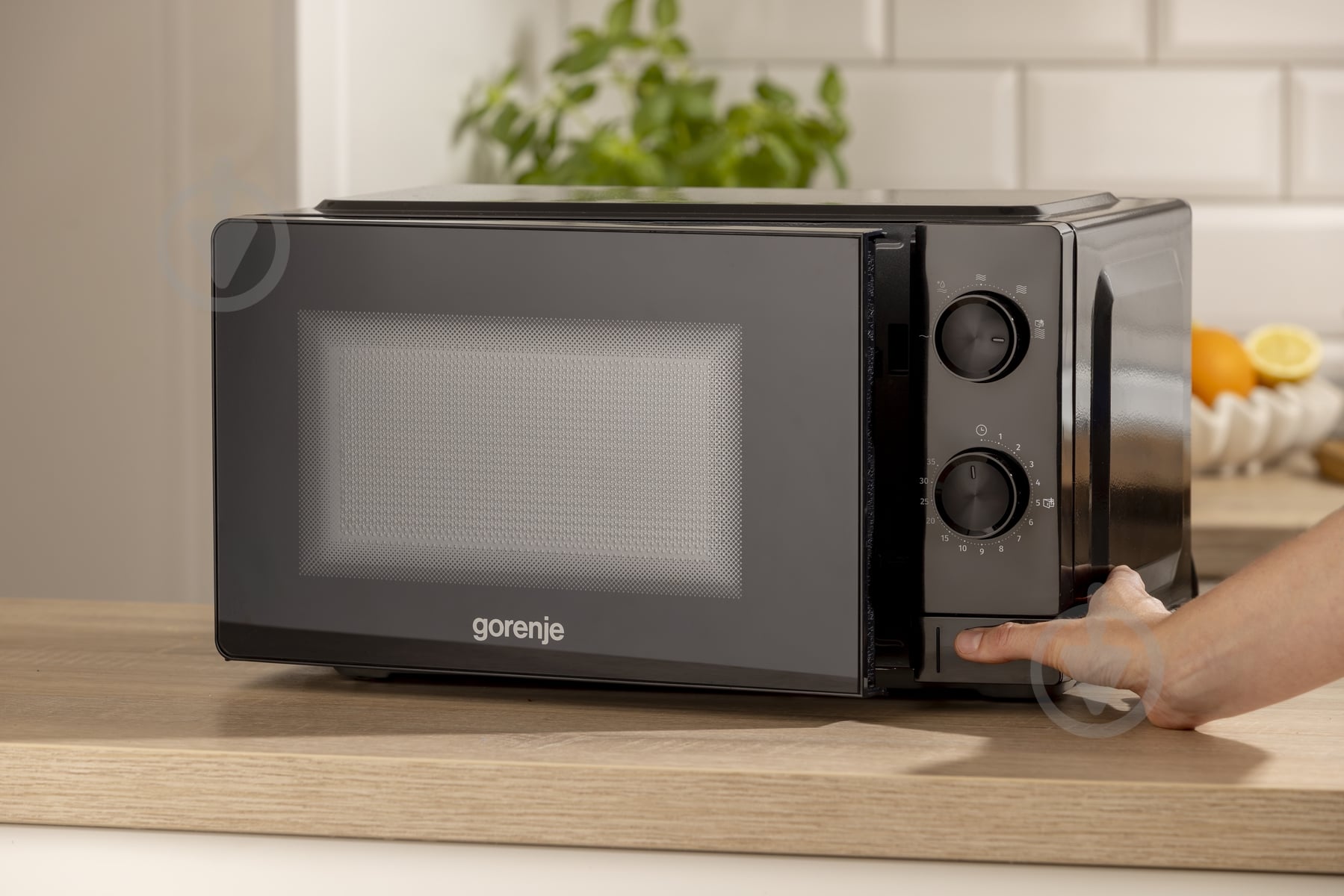 Мікрохвильова піч Gorenje MO20CE1B5 - фото 6