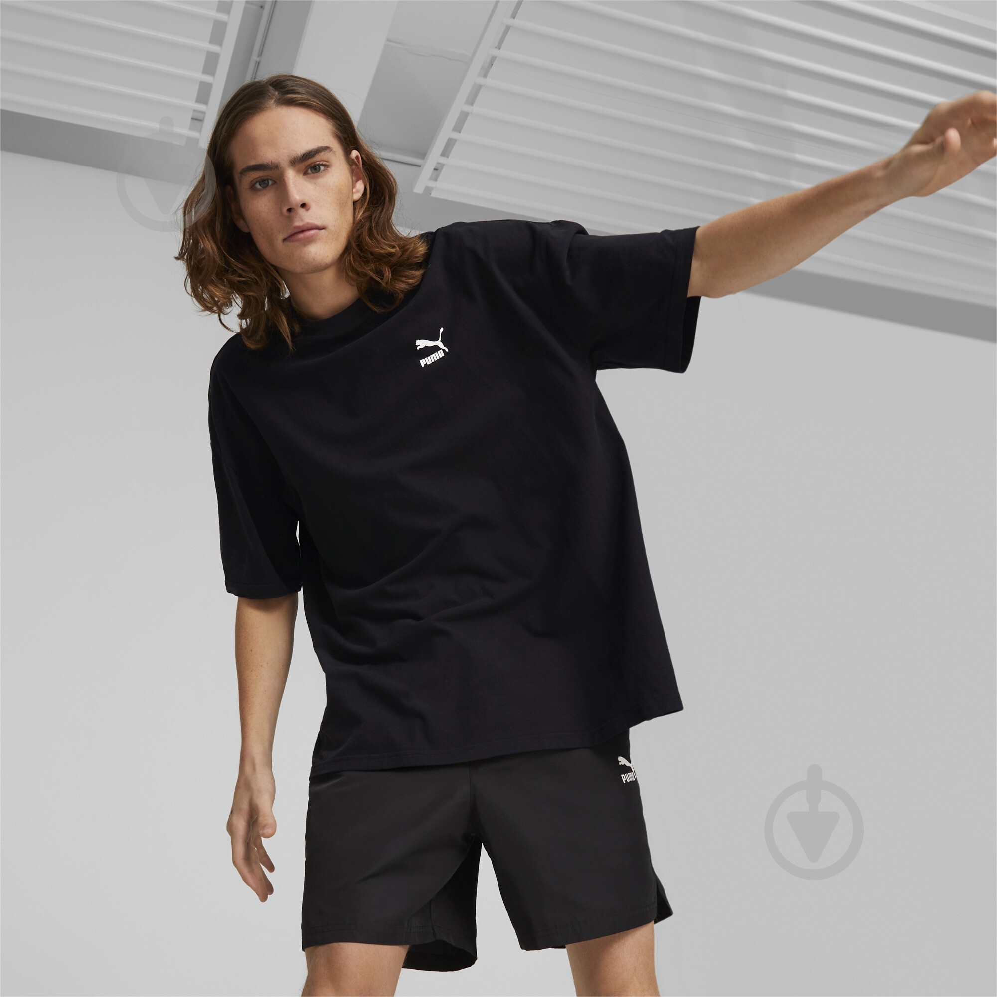 Футболка Puma CLASSICS OVERSIZED TEE 53807001 р.S черный - фото 3