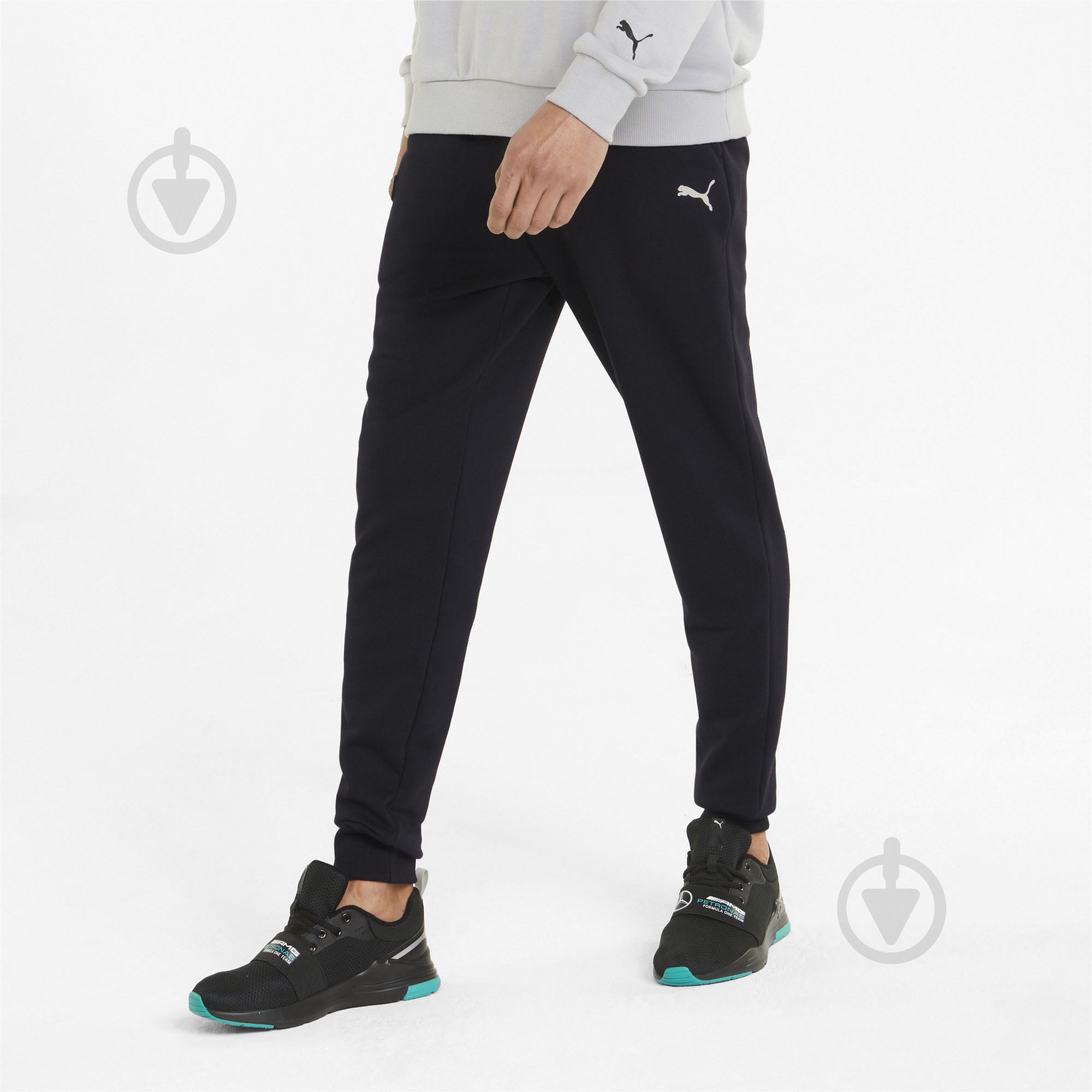 Брюки Puma MAPF1 ESS Pants 53436101 р. S черный - фото 1 Брюки Puma MAPF1 ESS Pants 53436101 р. S черный - фото 1