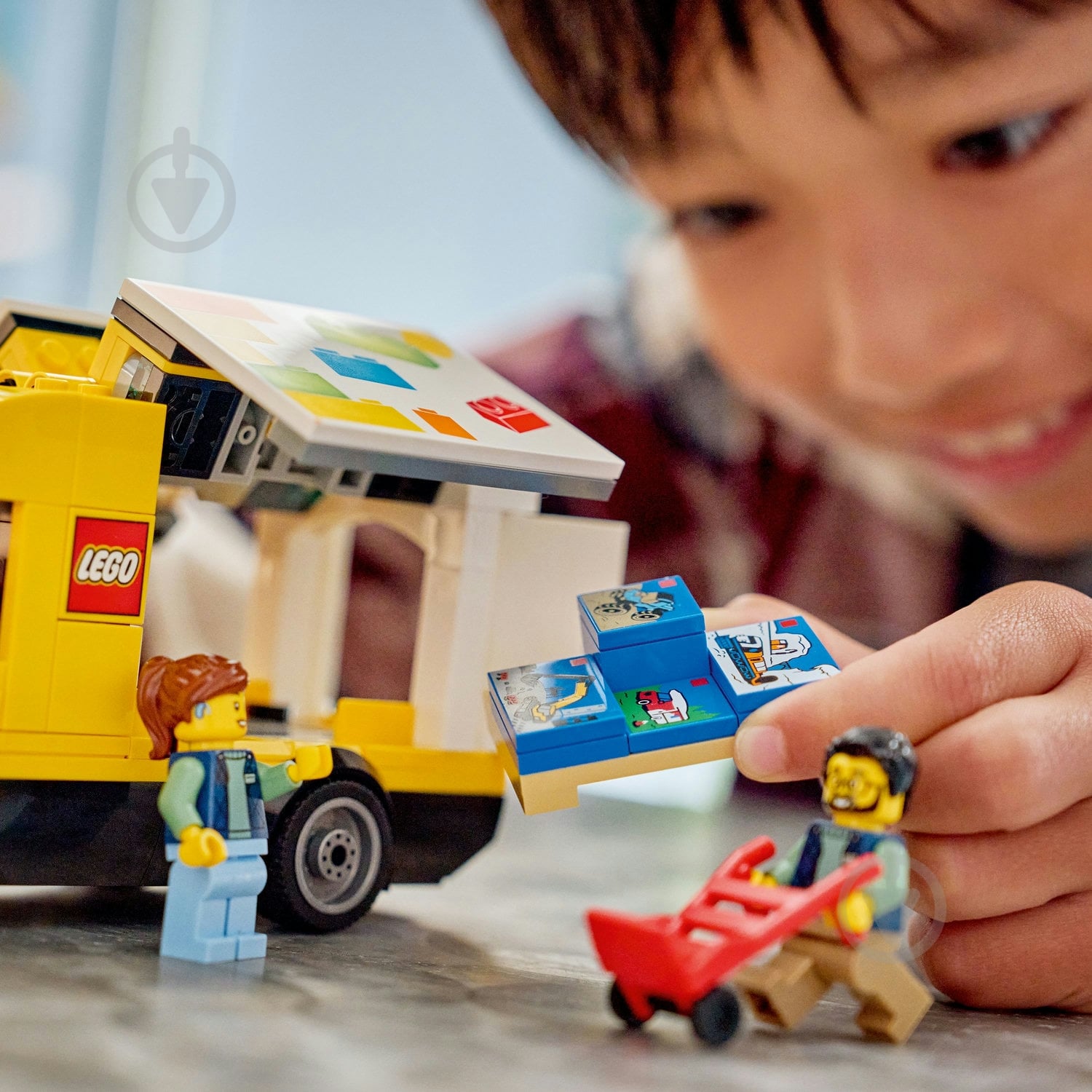 Конструктор LEGO City Фургон LEGO® 60500 - фото 5