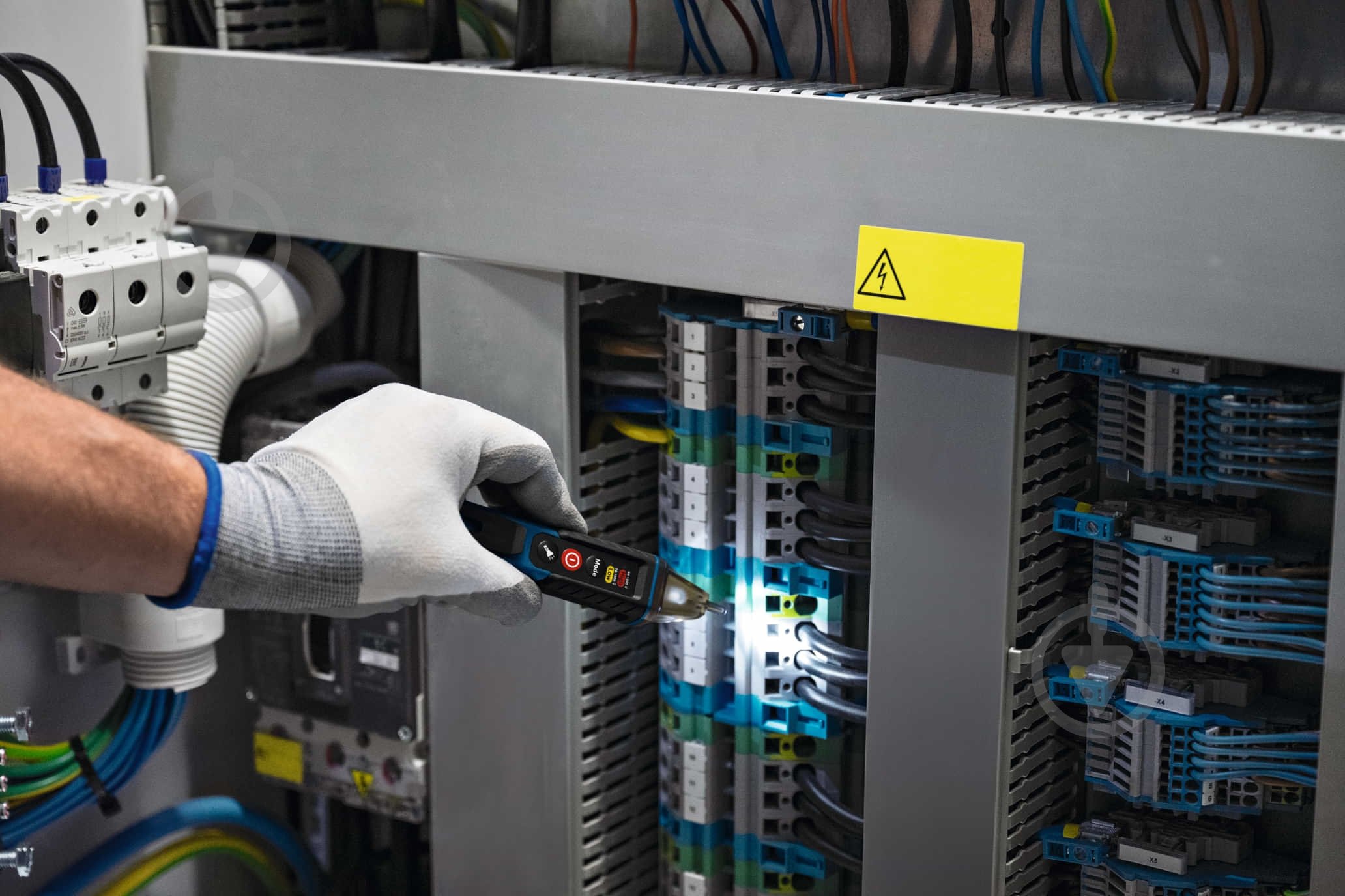 Тестер напруги Bosch безконтактний GVD 1000-17 0601077000 - фото 6