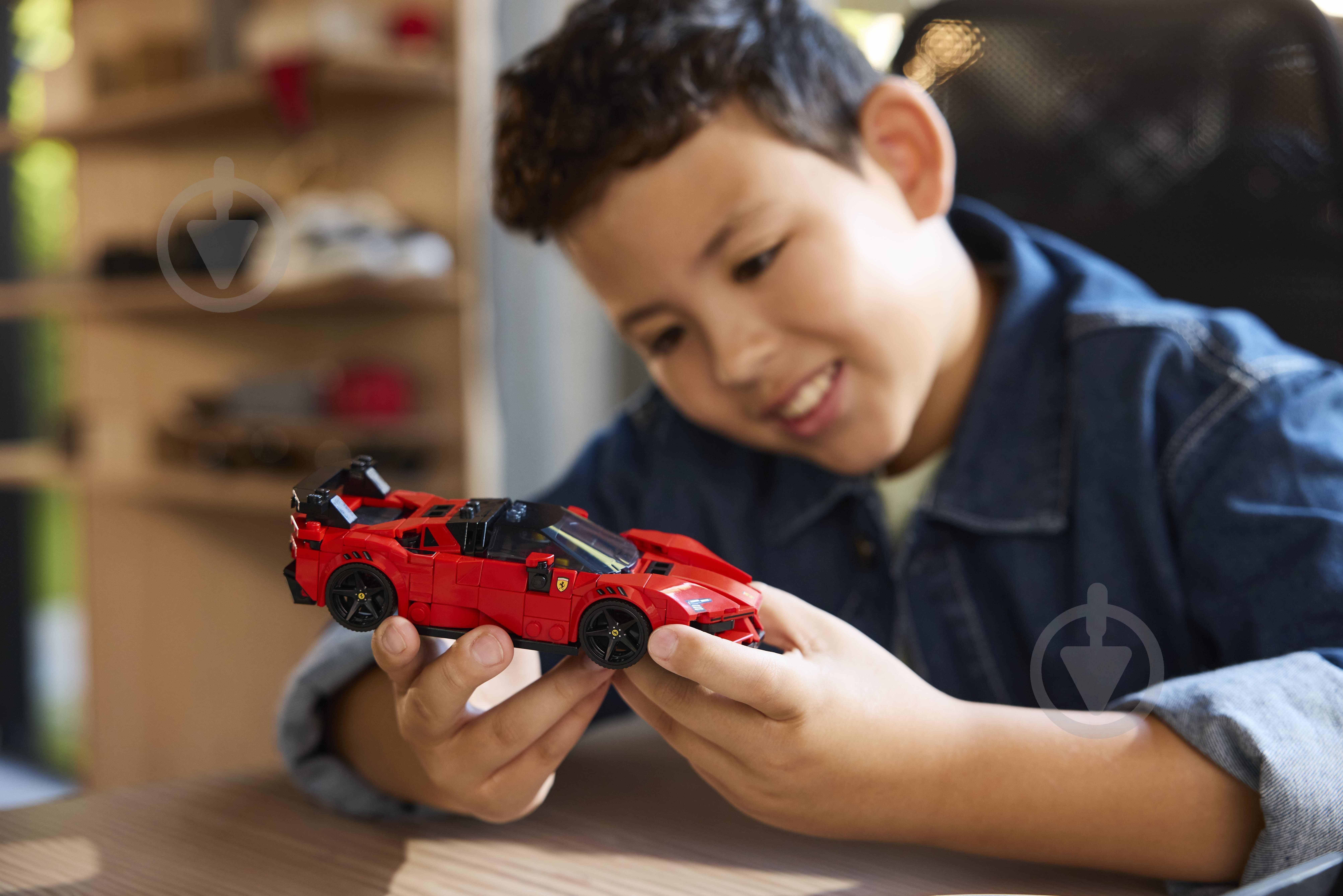 ᐉ Конструктор LEGO Speed Champions Спортивний автомобіль Ferrari