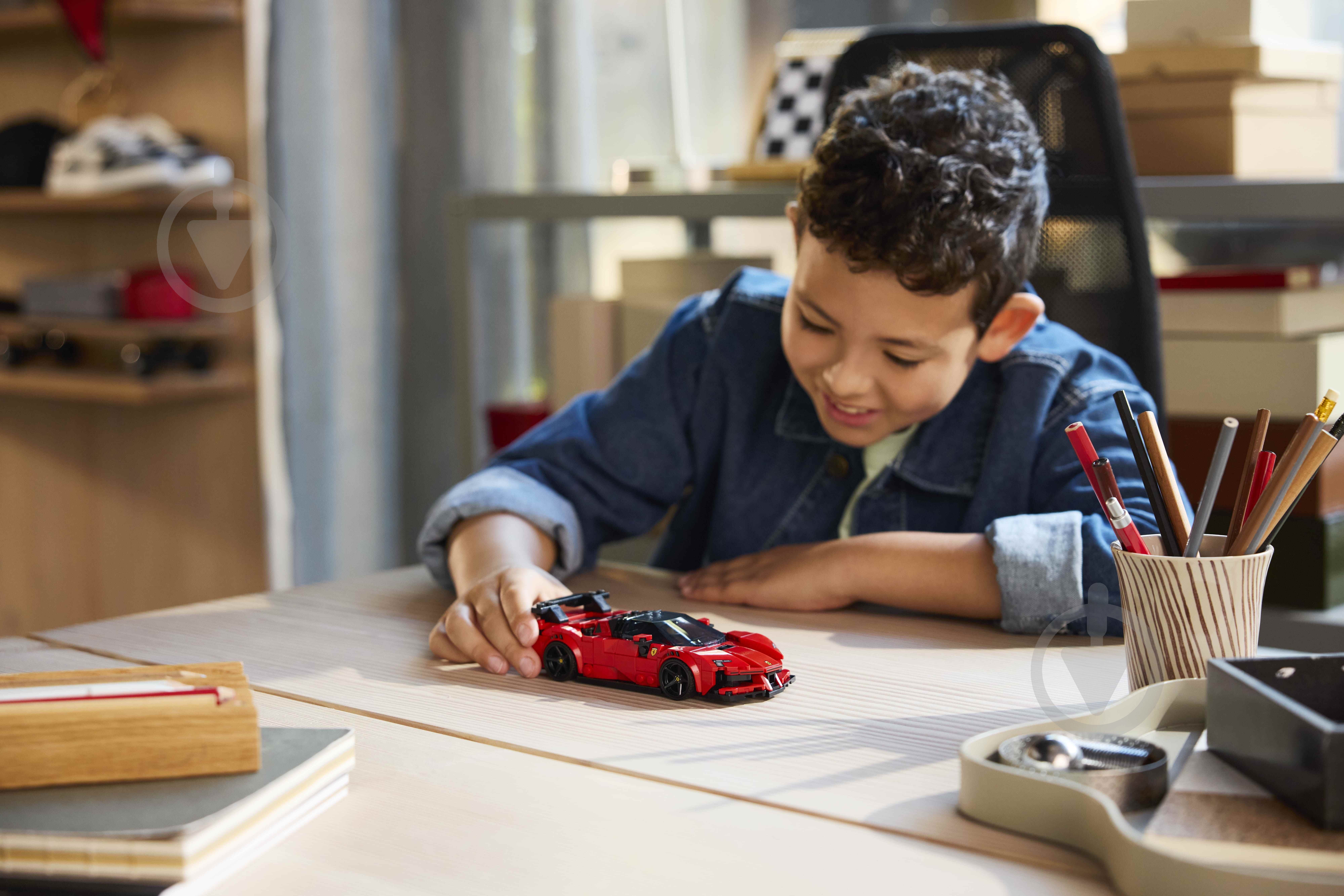 ᐉ Конструктор LEGO Speed Champions Спортивний автомобіль Ferrari