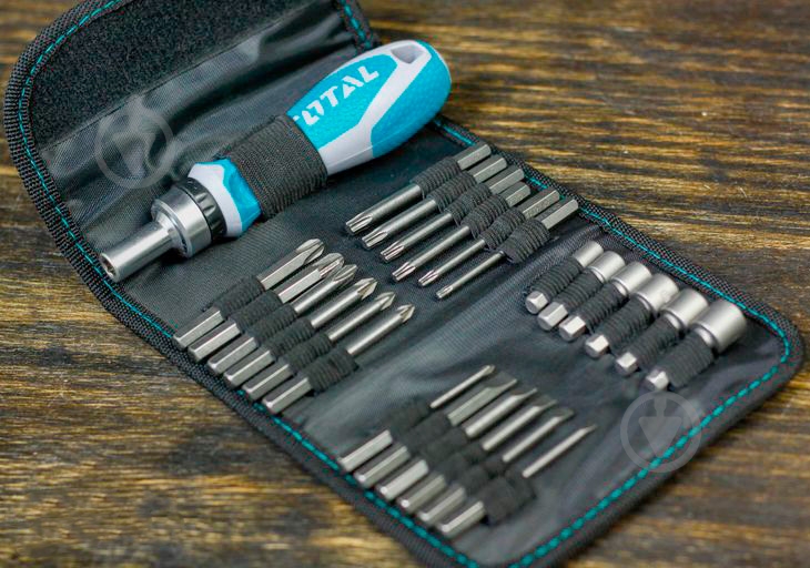 Викрутка-тримач біт Total з набором біт головок 26 шт. 24 шт. TACSD30266 - фото 5 Викрутка-тримач біт Total з набором біт головок 26 шт. 24 шт. TACSD30266 - фото 5