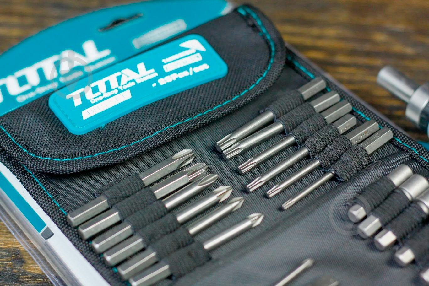 Викрутка-тримач біт Total з набором біт головок 26 шт. 24 шт. TACSD30266 - фото 4 Викрутка-тримач біт Total з набором біт головок 26 шт. 24 шт. TACSD30266 - фото 4