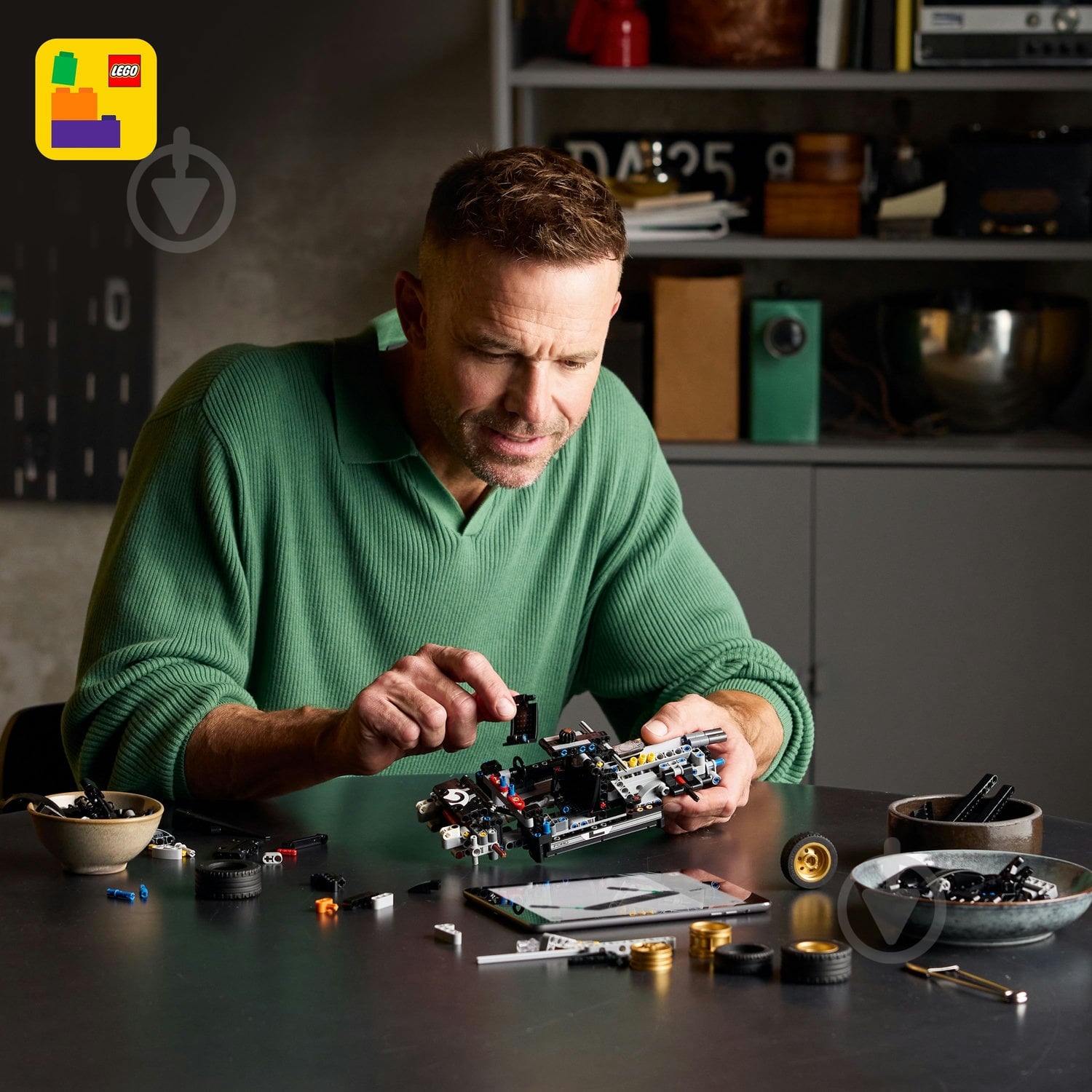 ᐉ Конструктор LEGO Technic Автомобіль для перегонів Ford GT40