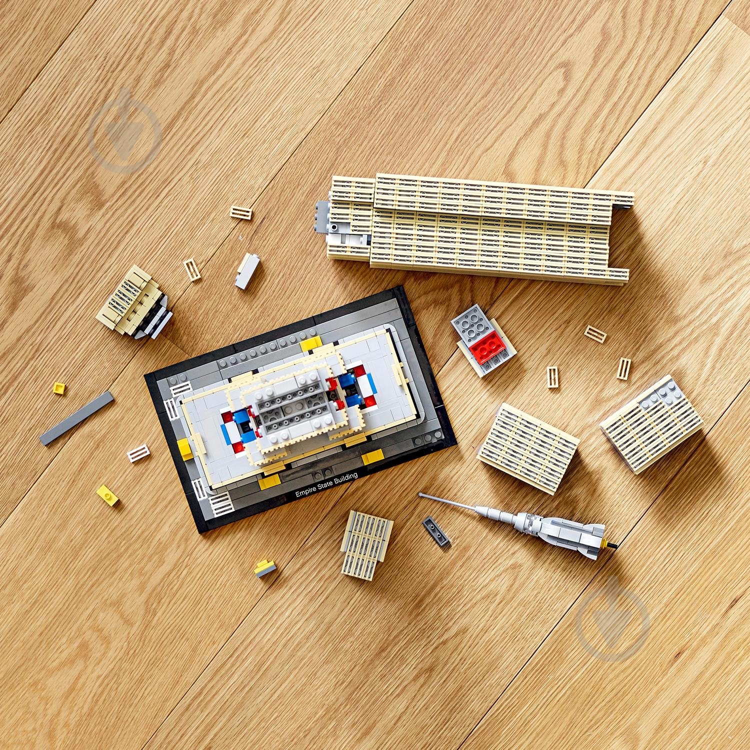 Конструктор LEGO Architecture Хмарочос Емпайр-Стейт-Білдінг 21046 - фото 6 Конструктор LEGO Architecture Хмарочос Емпайр-Стейт-Білдінг 21046 - фото 6
