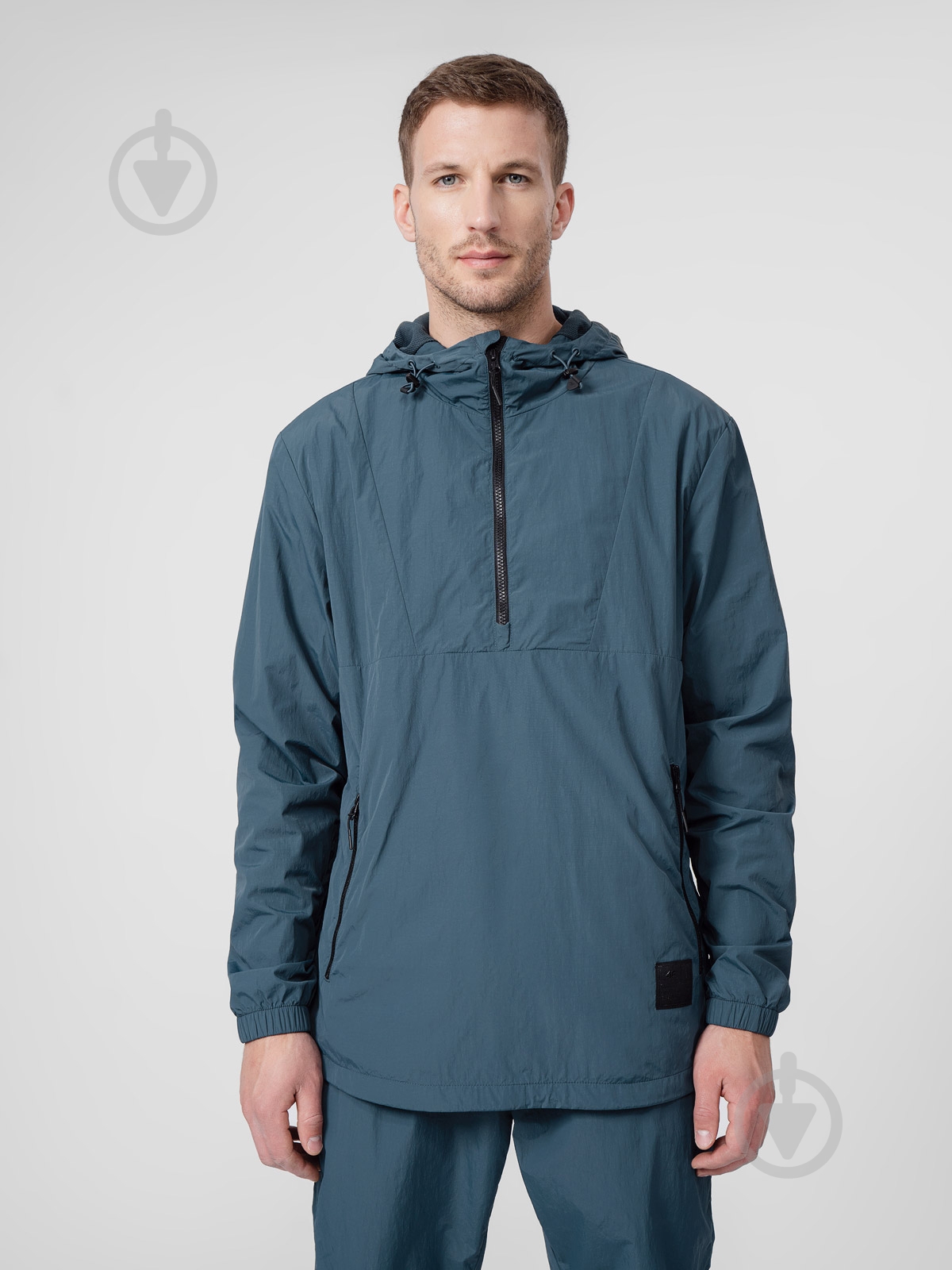 Ветровка 4F JACKET M014 4FSS23TJACM014-32S р.XL синяя - фото 1 Ветровка 4F JACKET M014 4FSS23TJACM014-32S р.XL синяя - фото 1