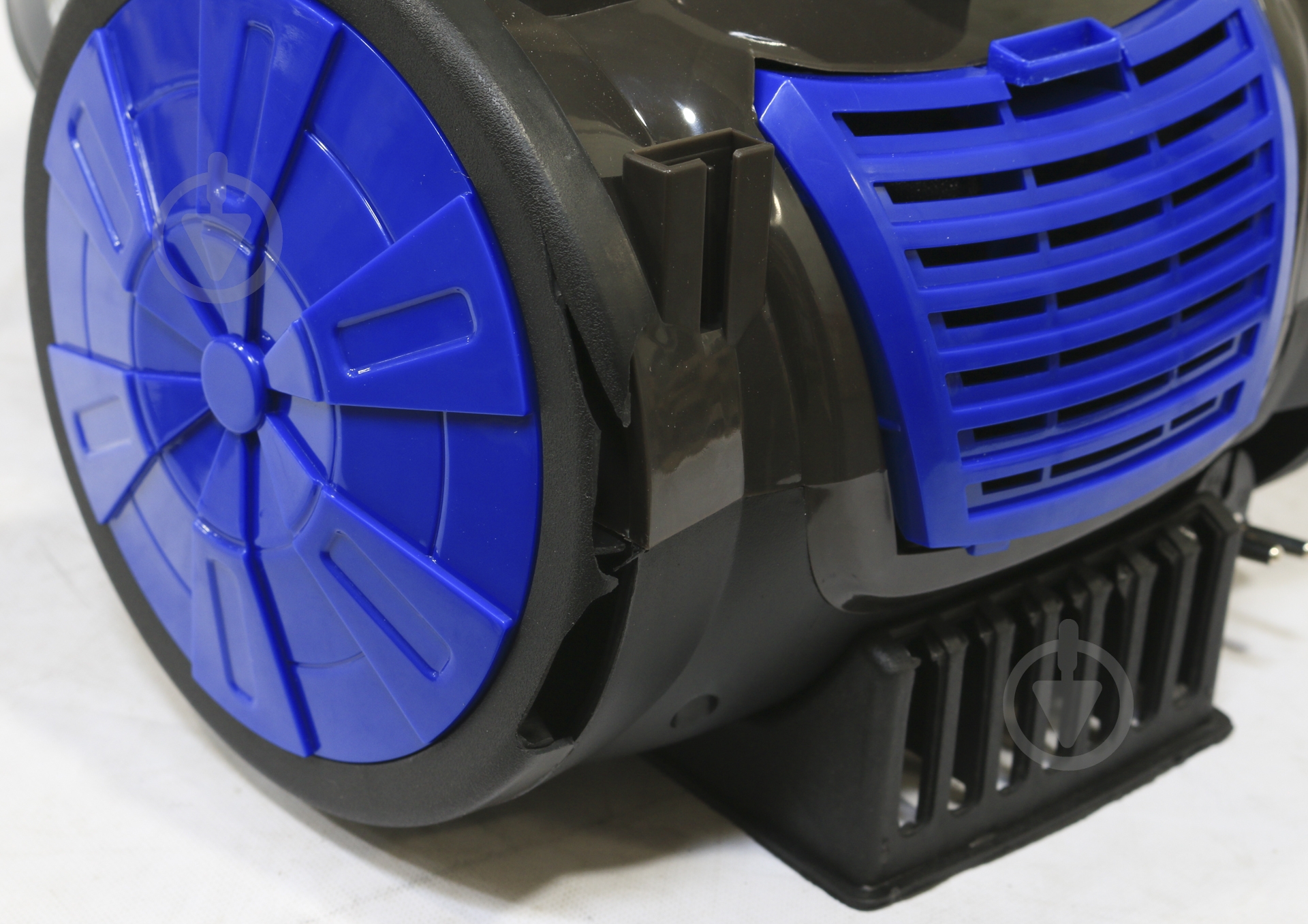 УЦЕНКА! Пилесос Rotex RVC14-P - фото 9