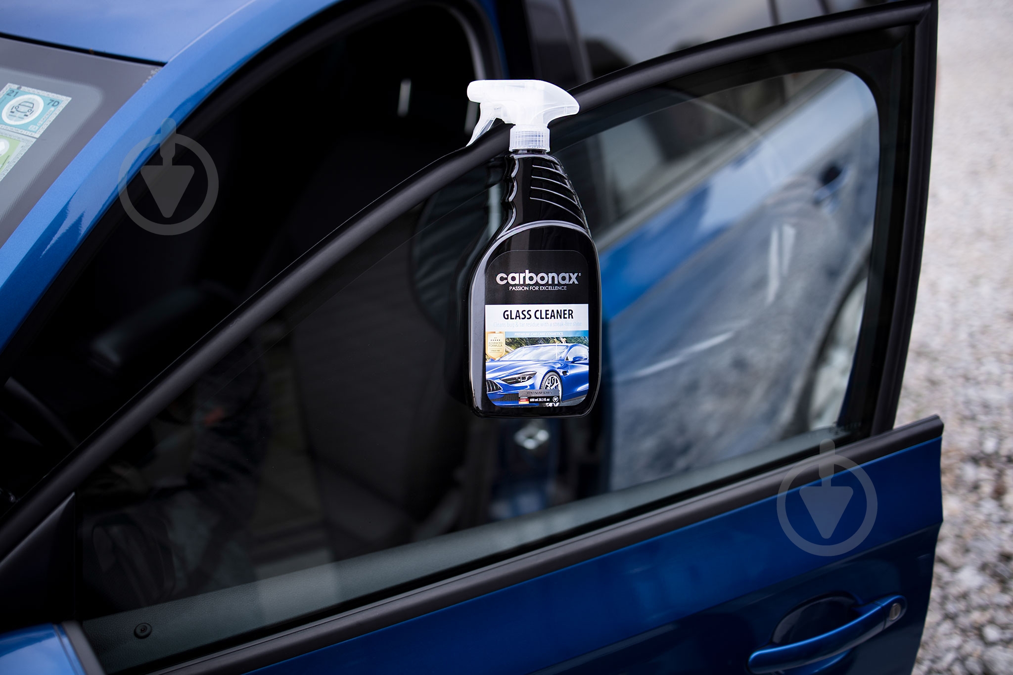 Очиститель стекол CARBONAX CARBONAX 720 мл - фото 3 Очиститель стекол CARBONAX CARBONAX 720 мл - фото 3