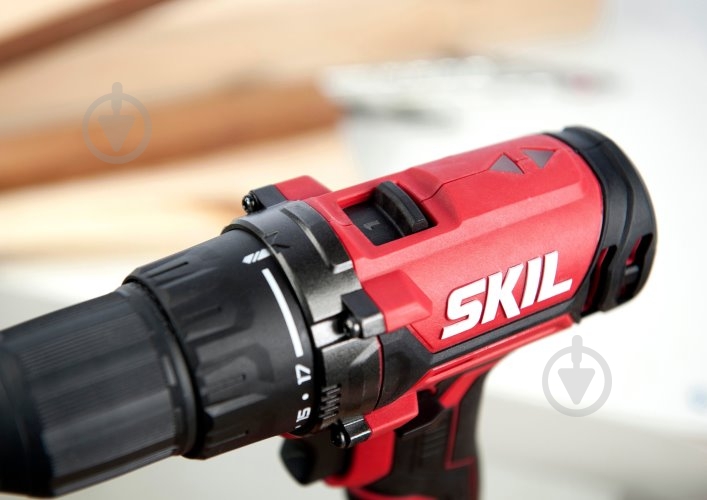 Шуруповерт аккумуляторный SKIL DD1E3008CA+BC1E3136AA - фото 2